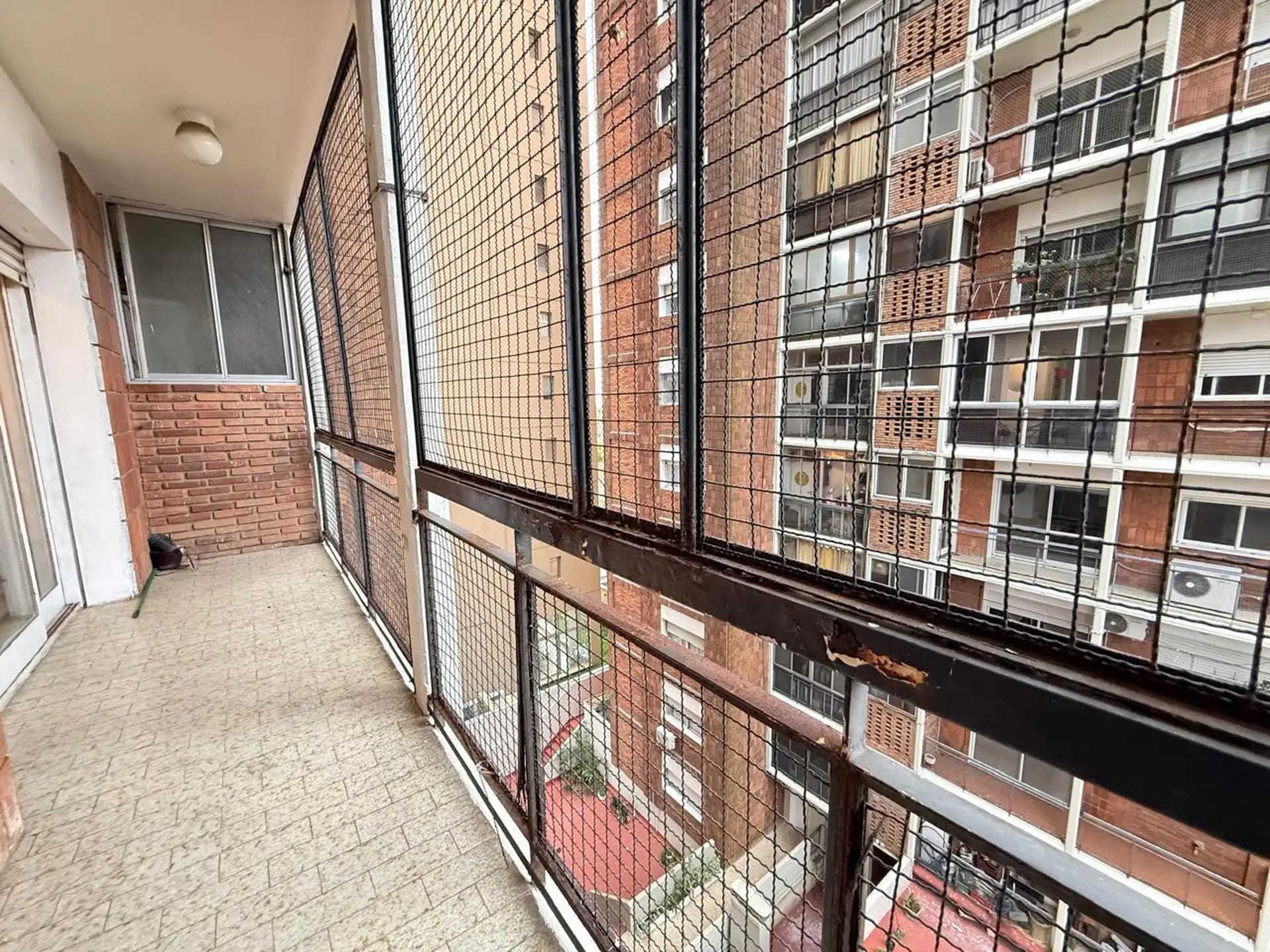 Apartamento de 2 dormitórios para aluguel em Quilmes