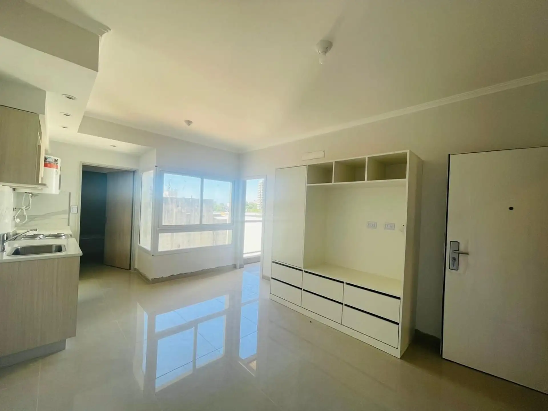 Monoambiente en 4to piso al contrafrente en Villa Urquiza