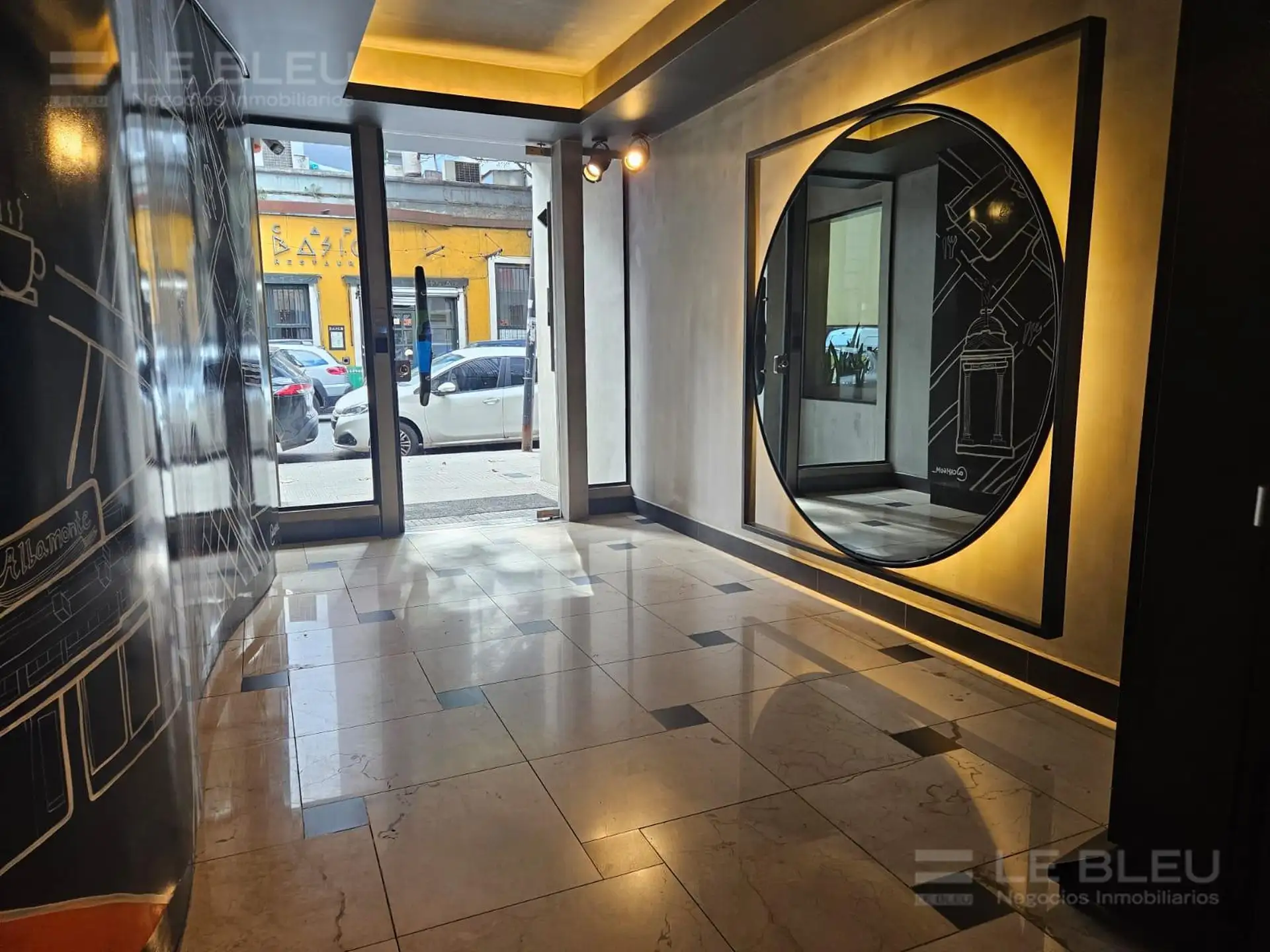 Apartamento de um e meio ambiente com varanda em Chacarita