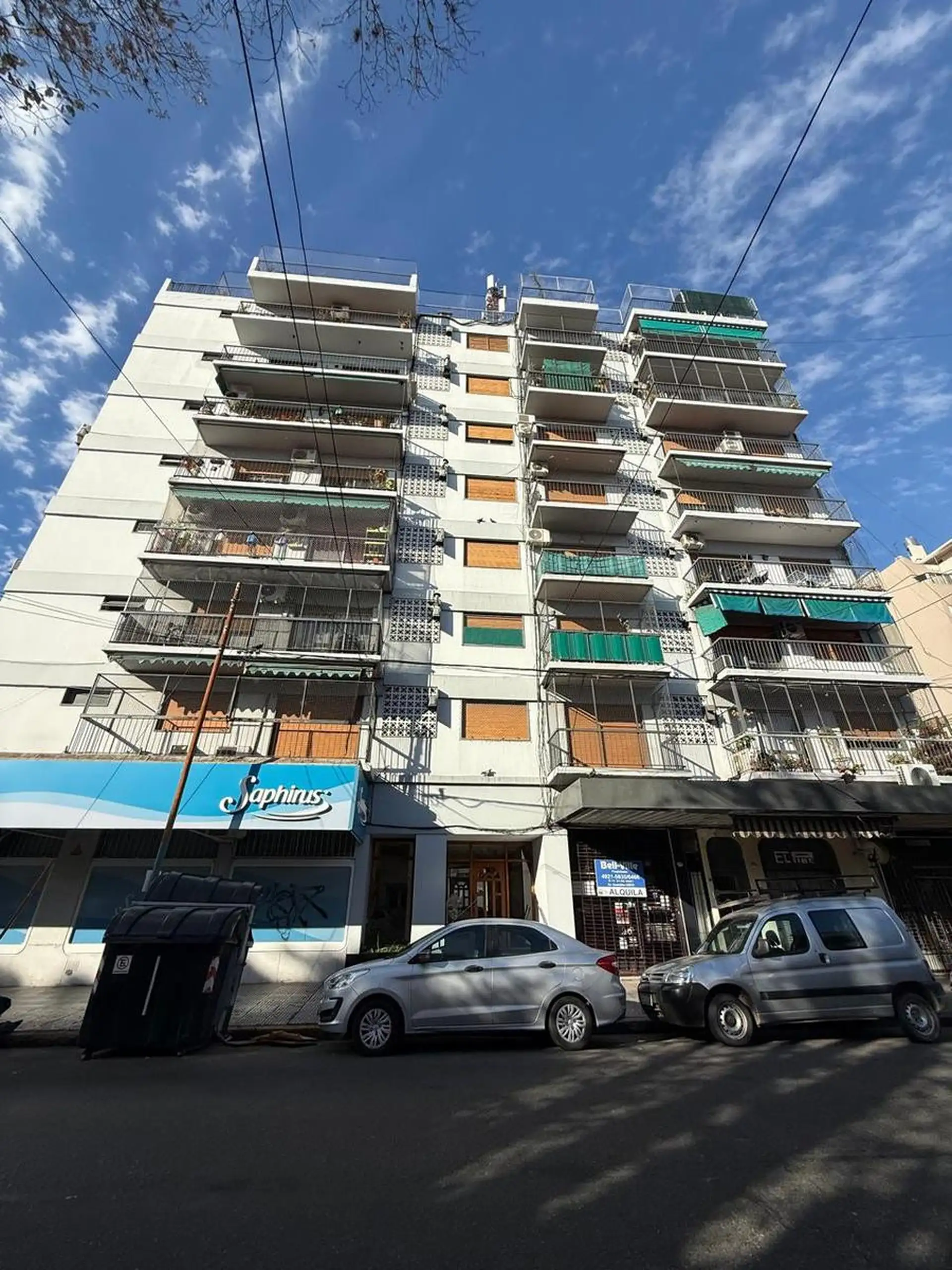 Departamento de 2 ambientes al frente en Parque Chacabuco