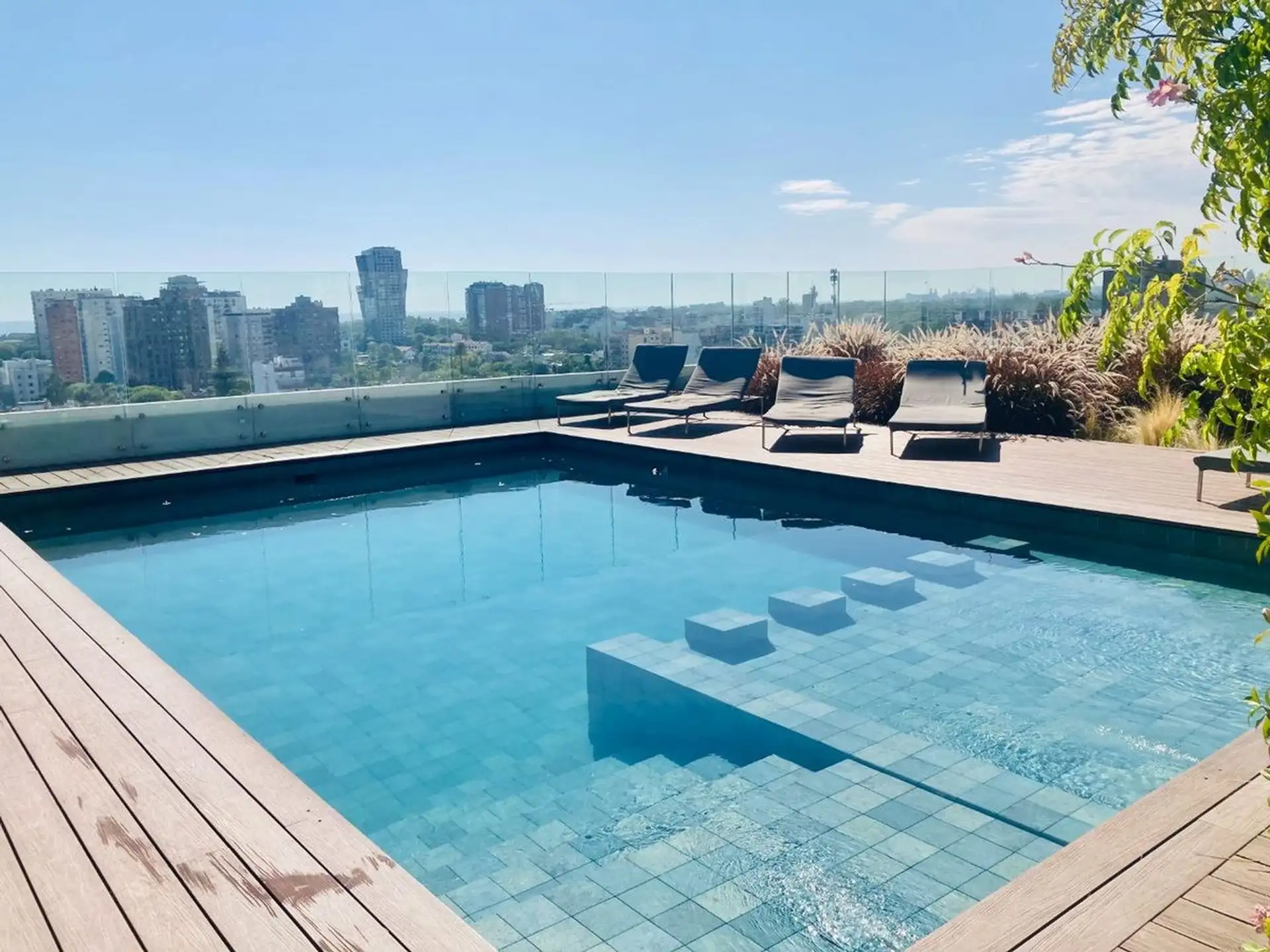 Departamento monoambiente amoblado con balcón en Belgrano