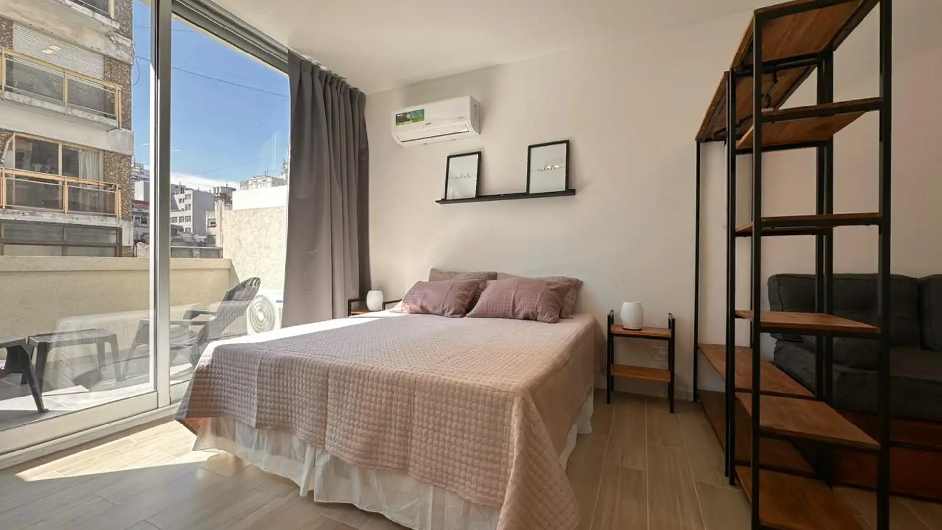 Monoambiente amoblado en San Nicolás