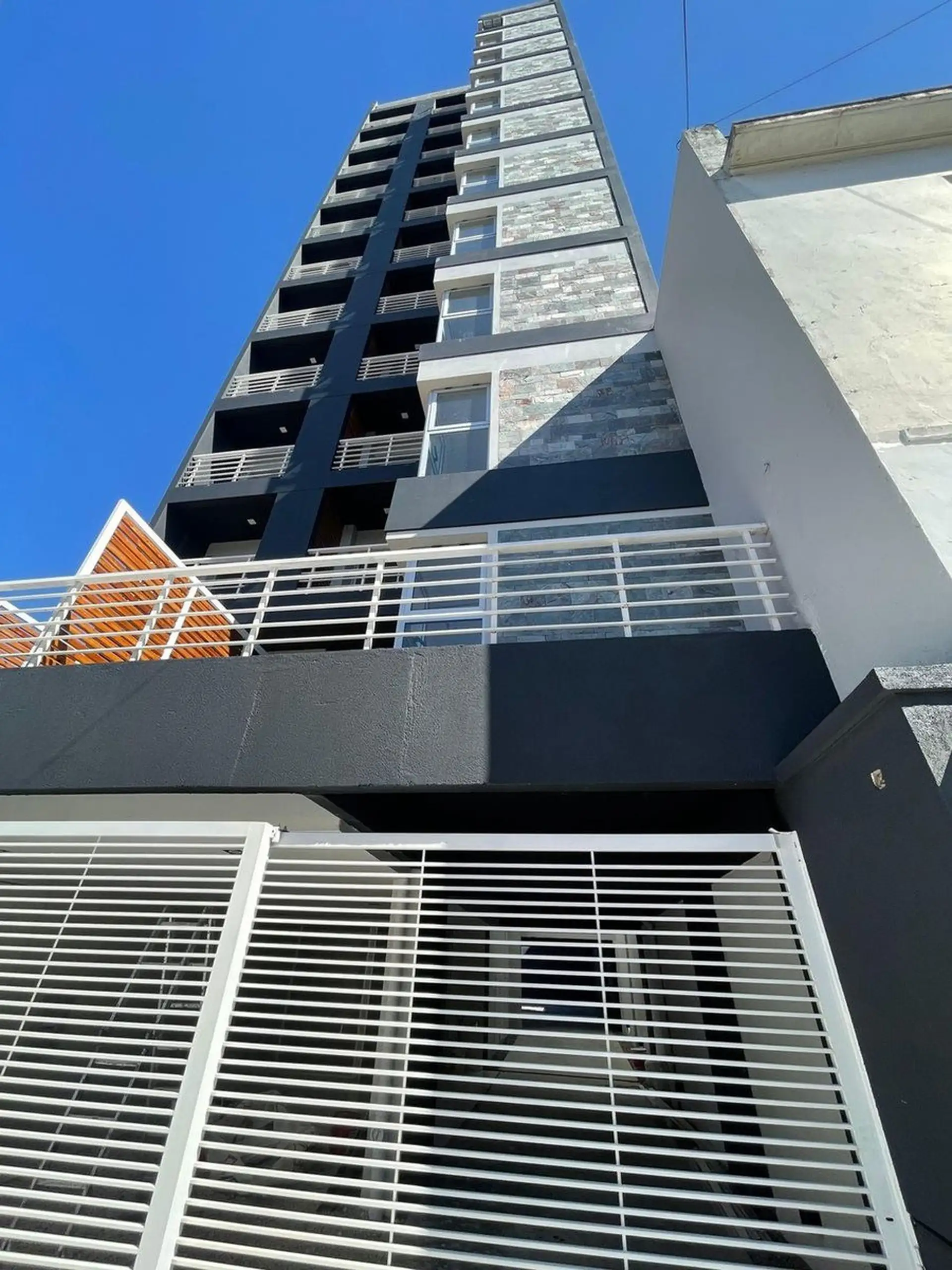 Departamento monoambiente en Caseros Tres de Febrero con balcón