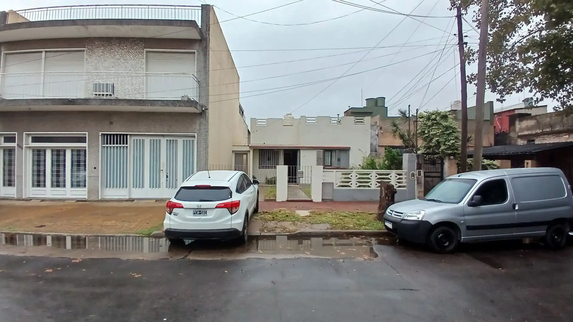 Casa de 2 dormitorios en Caseros, Tres de Febrero