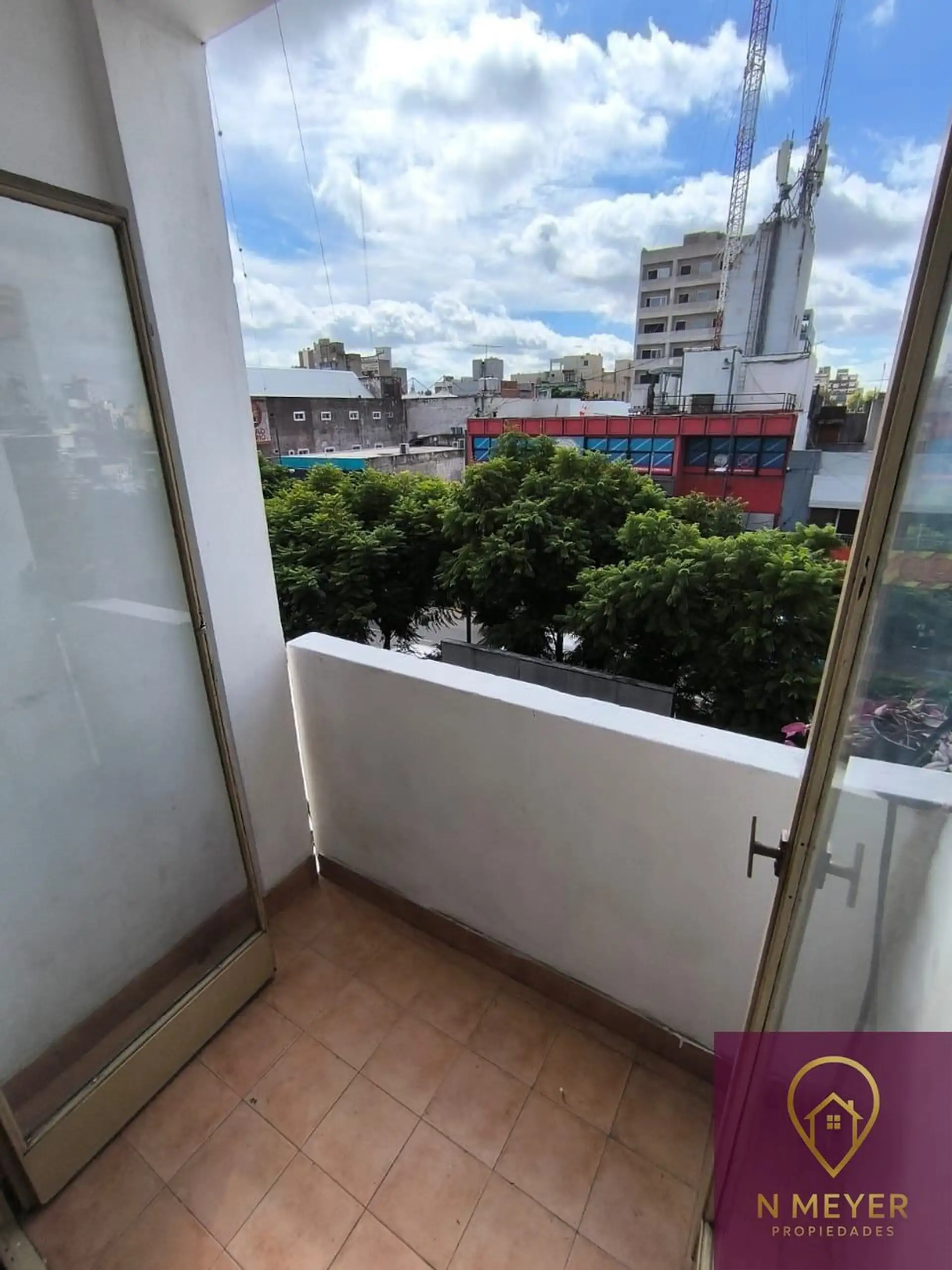 Apartamento de três ambientes em San Miguel