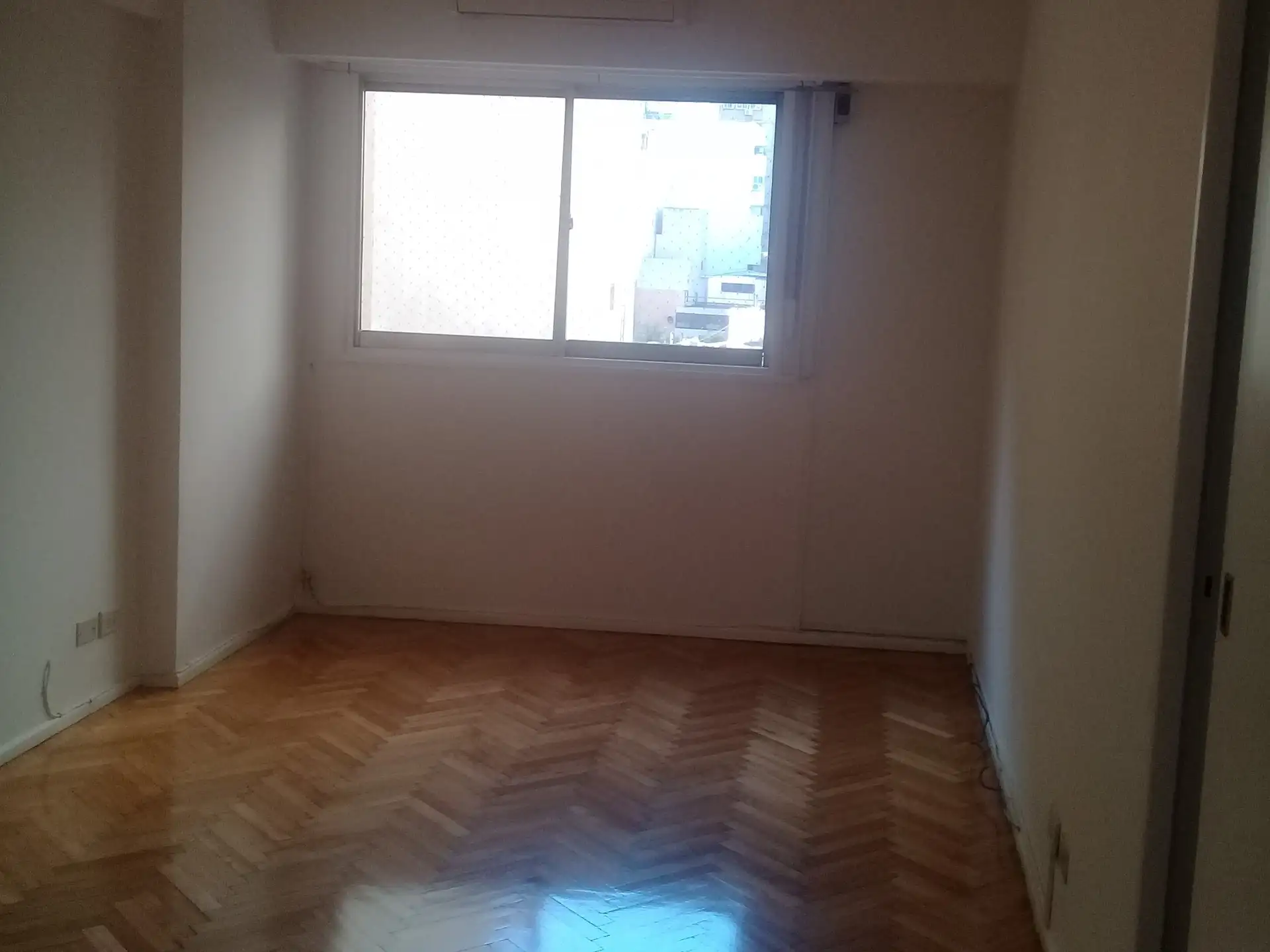 Apartamento de 2 ambientes de fundos em Caballito