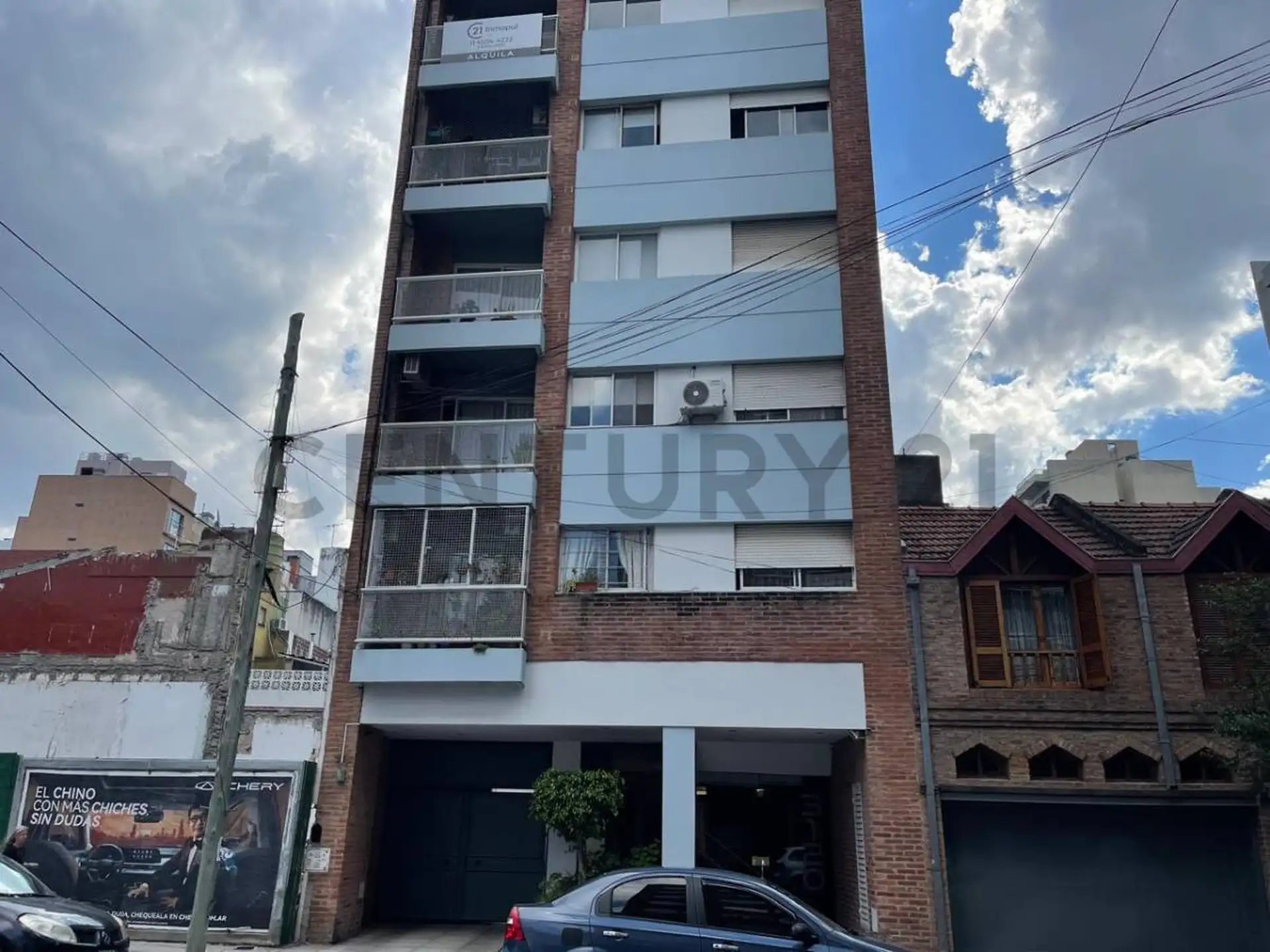 Departamento studio semipiso al frente en Buenos Aires
