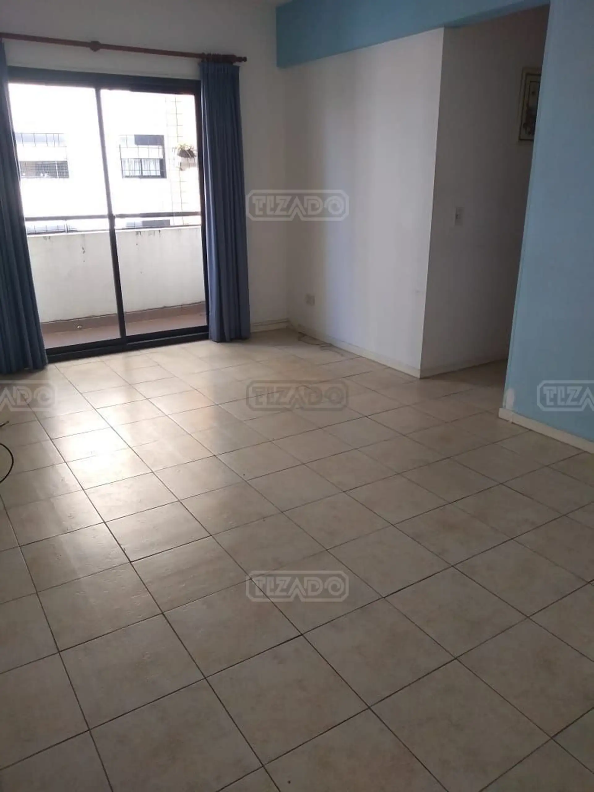 Departamento de 3 ambientes en Villa Luro con balcón