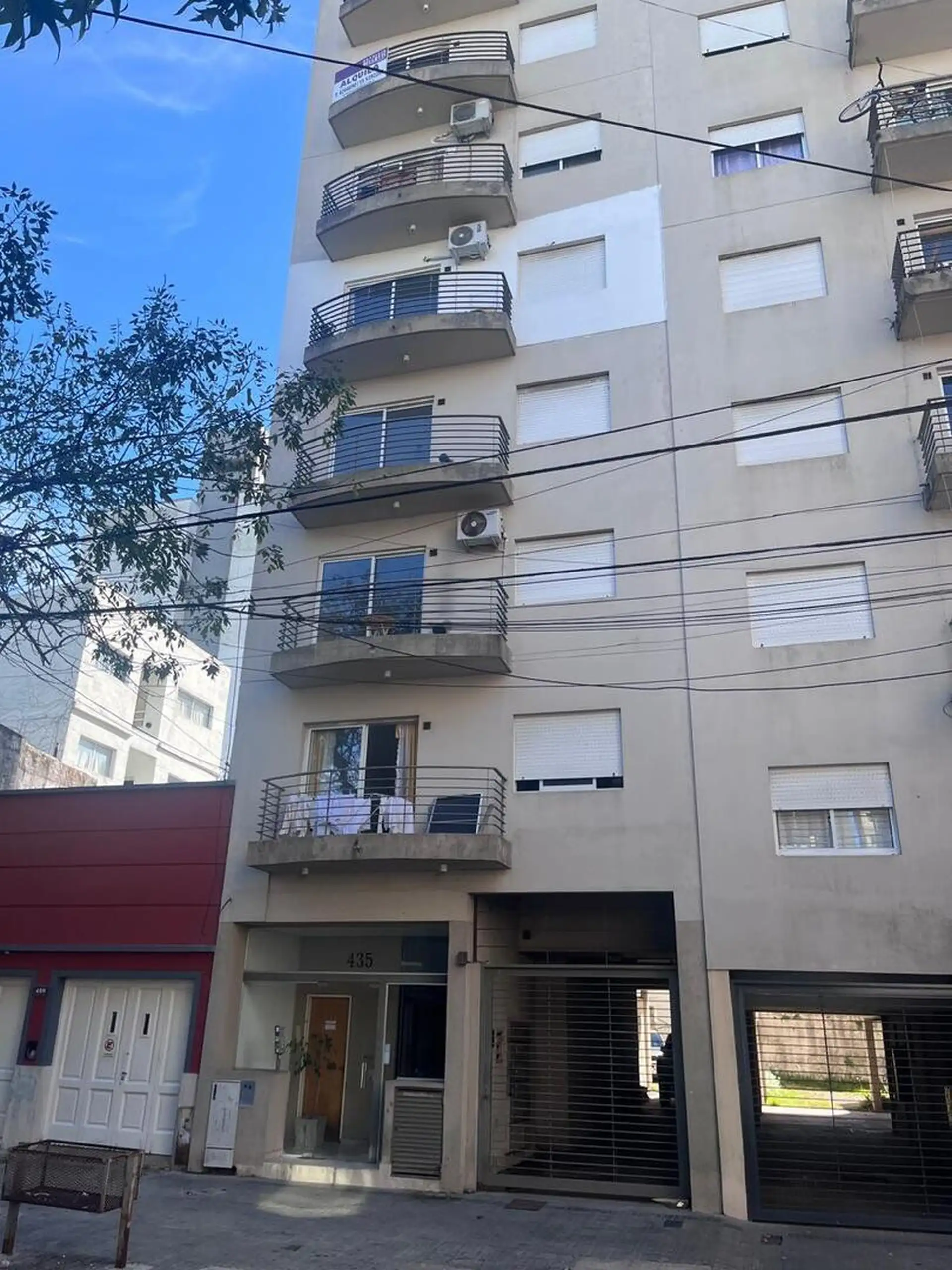 Departamento monoambiente al frente en La Plata