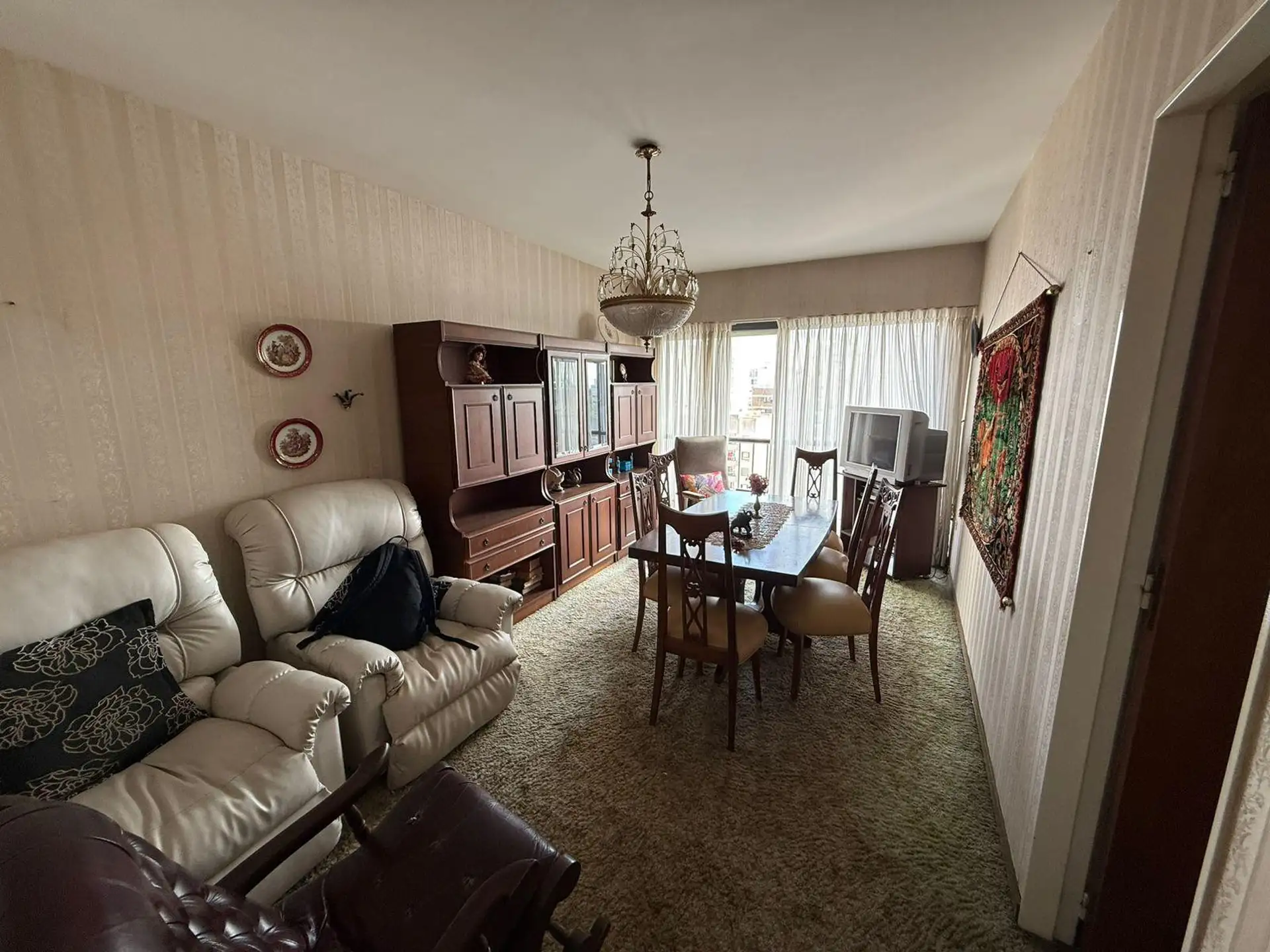 Departamento de 2 dormitorios en La Plata frente al noreste