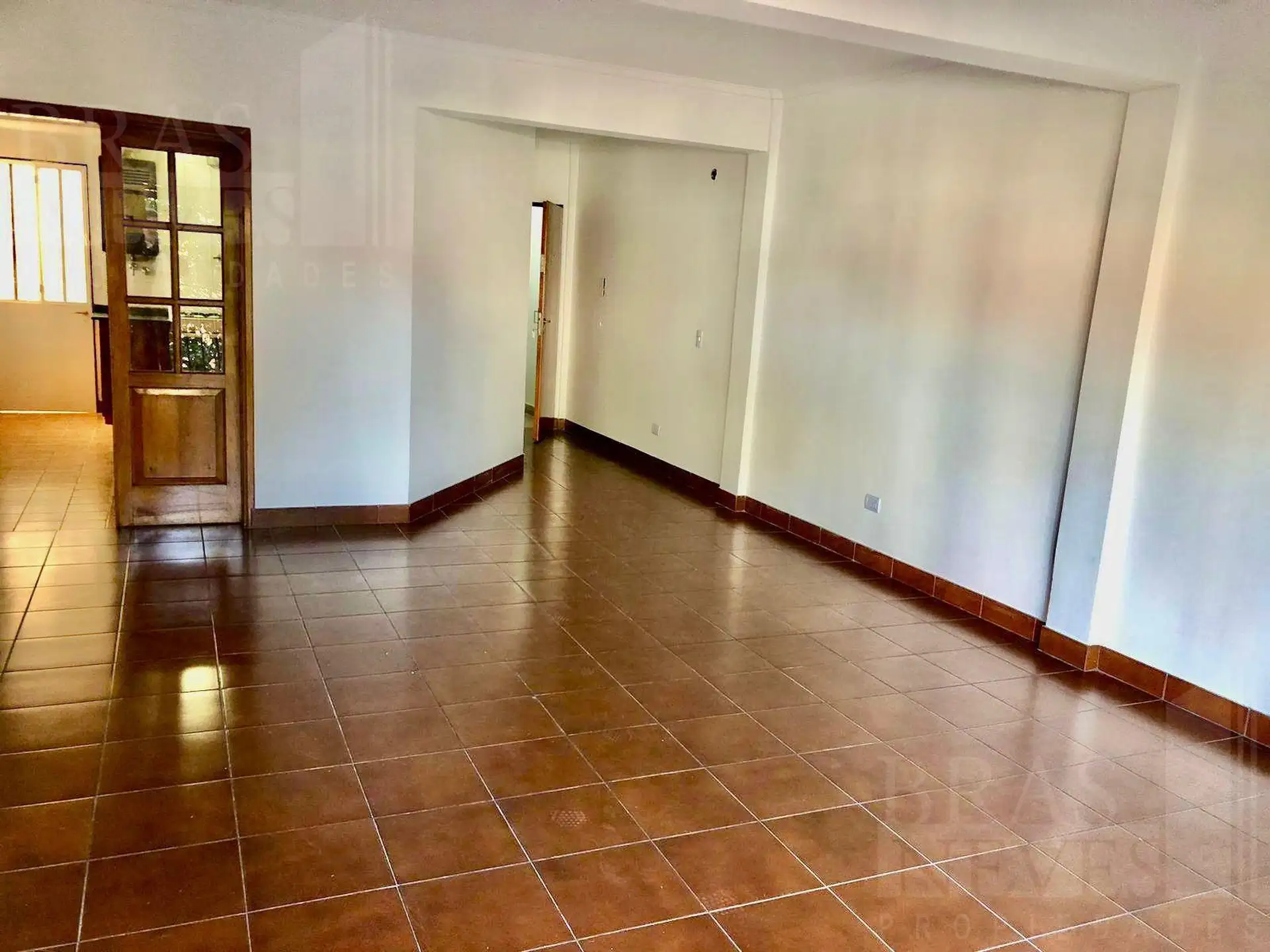 Apartamento de 2 dormitórios em Olivos