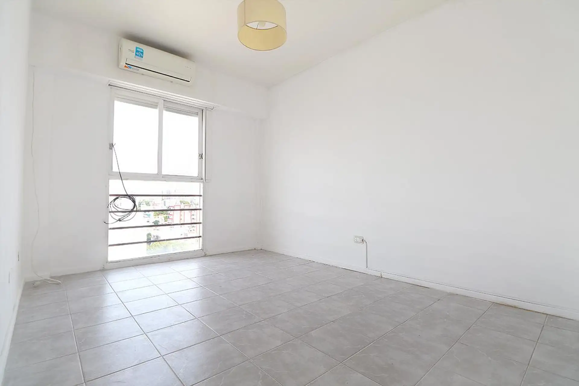 Departamento estudio de 2 ambientes en Flores