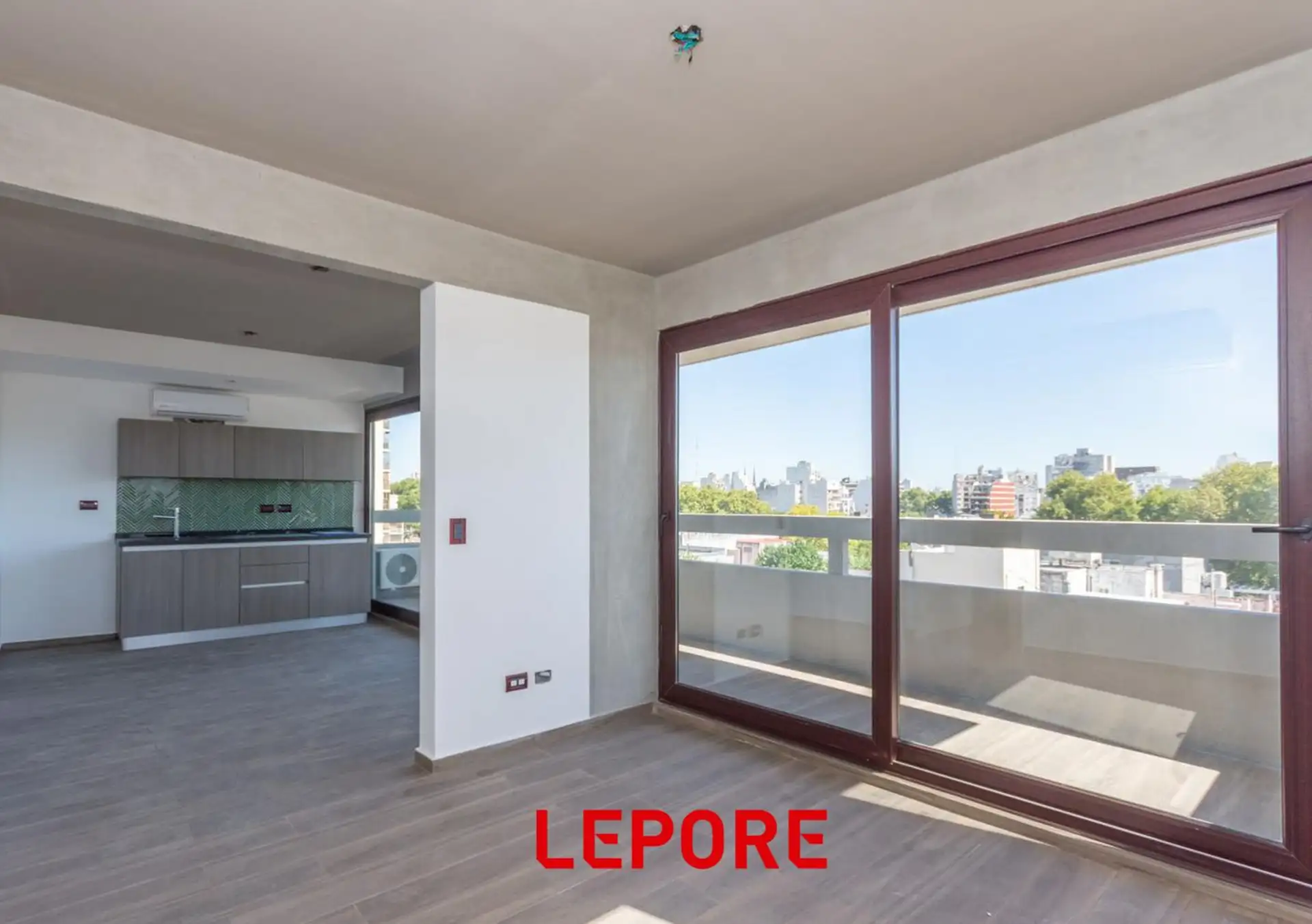 One-room apartment with balcony in Villa Crespo