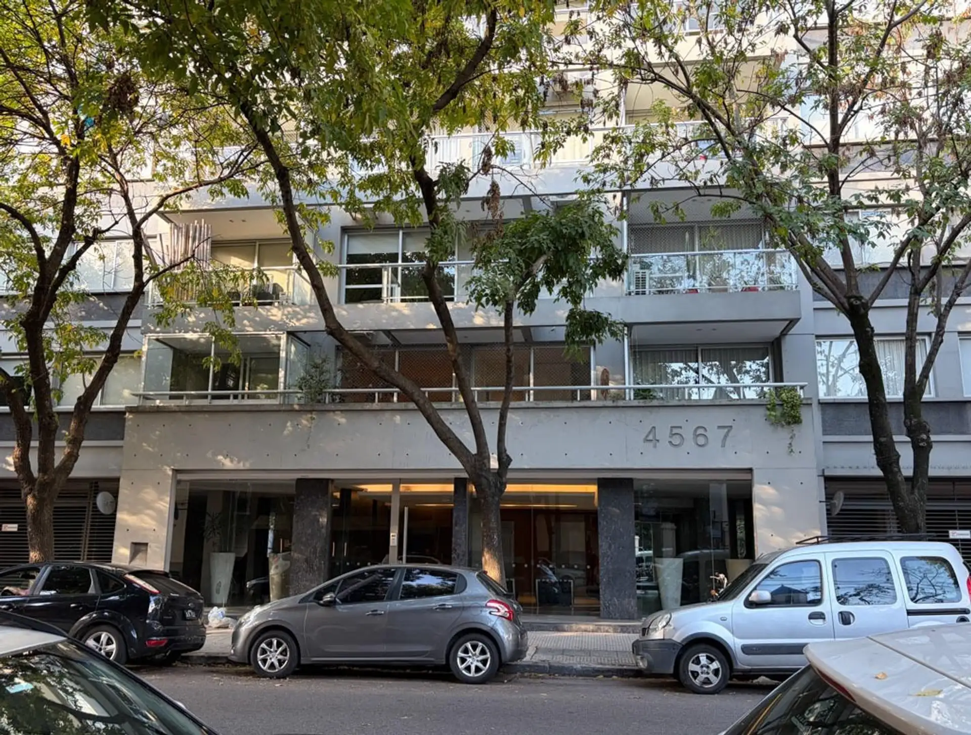 Departamento de 2 ambientes semi-amoblado en Núñez