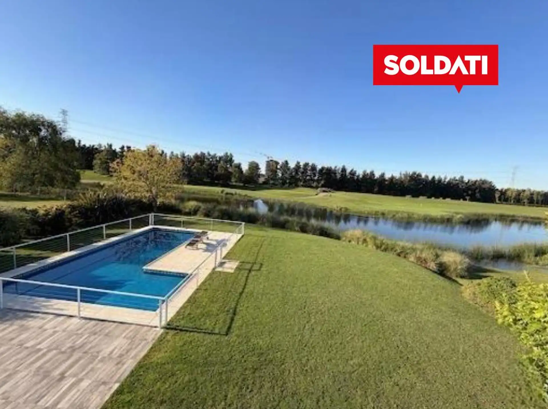 Five-bedroom house with lake and golf views in Nordelta, Tigre