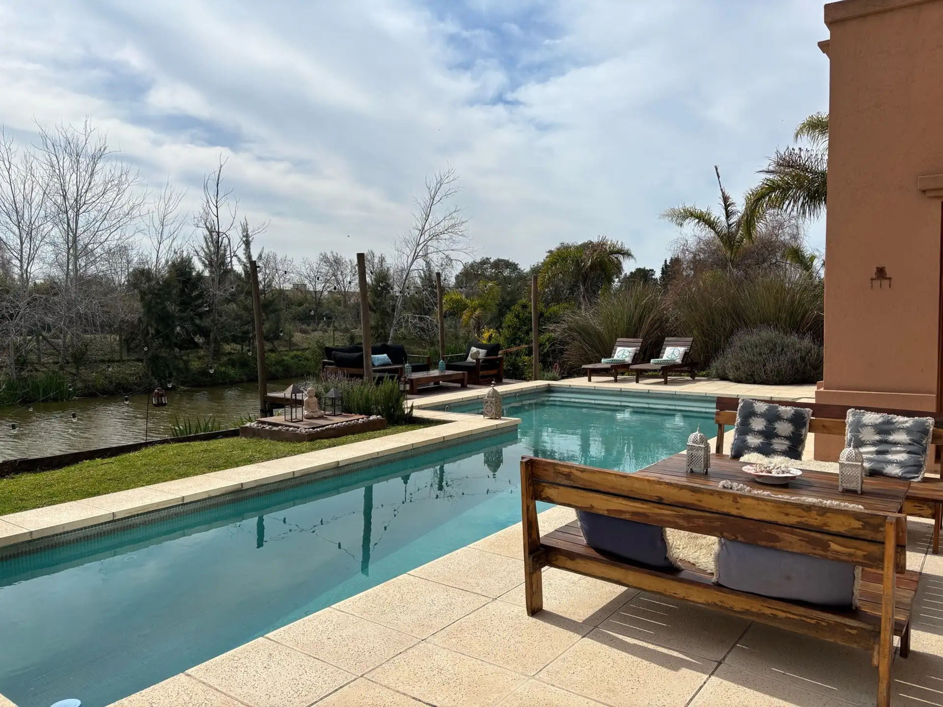 Two-storey house in Nordelta, Tigre with 5 bedrooms