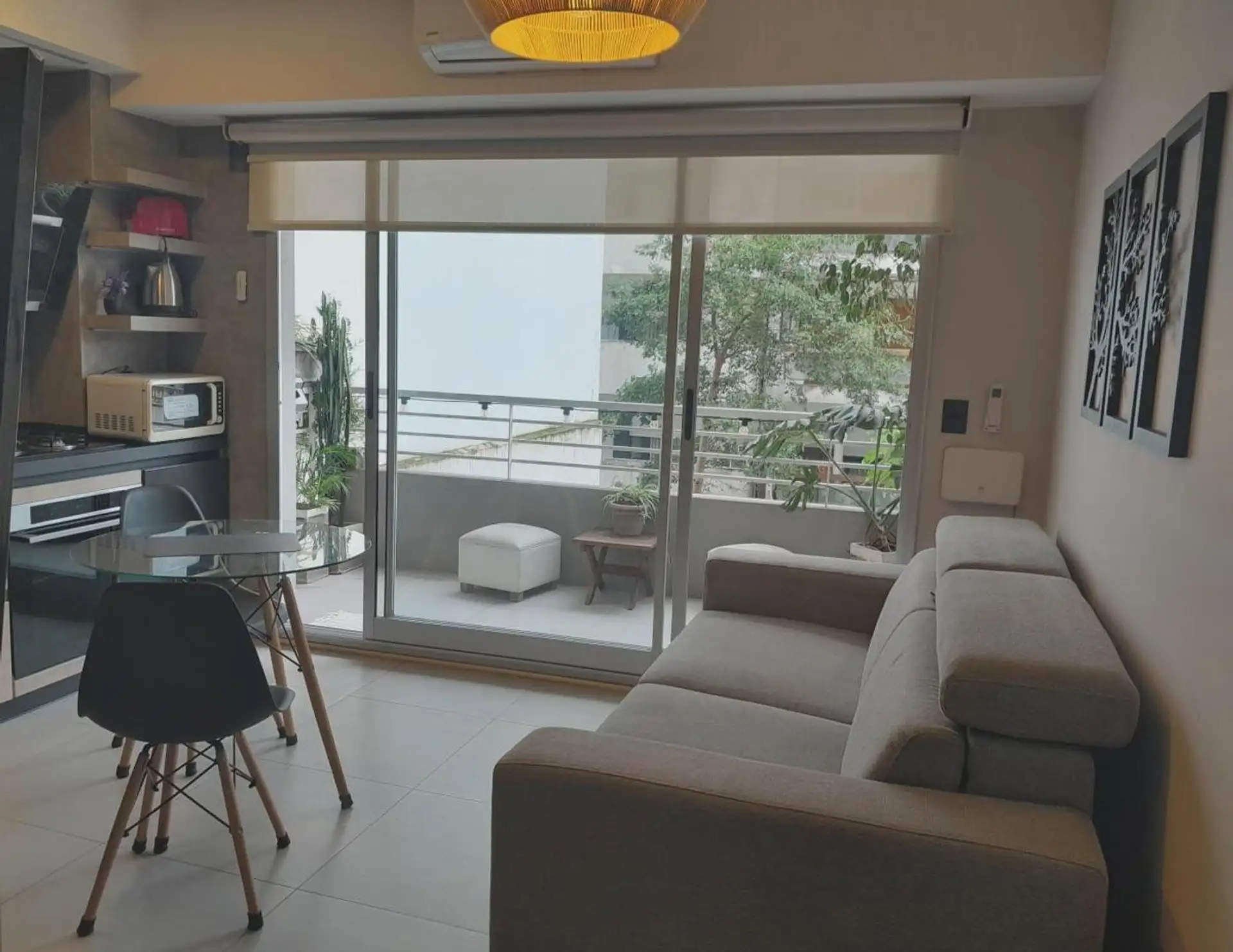 Apartamento mobiliado de 2 dormitórios em Colegiales