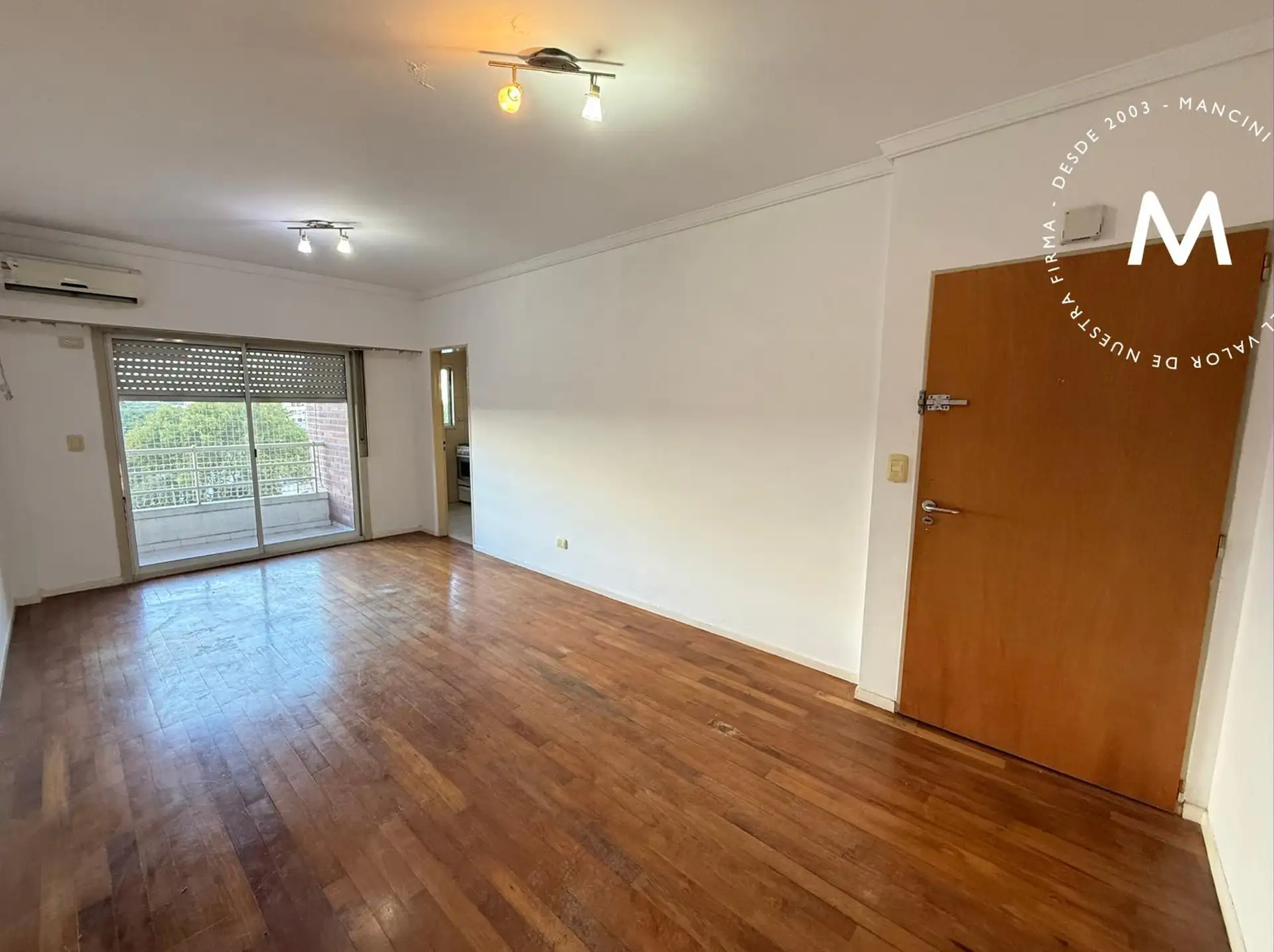 Departamento de 2 ambientes con balcón en Villa Ballester