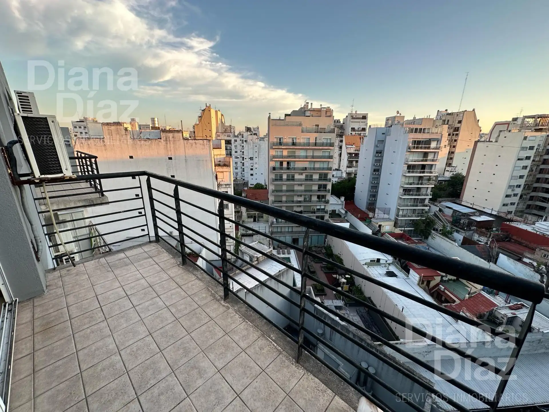 Departamento de 2 ambientes con cochera en Villa Crespo