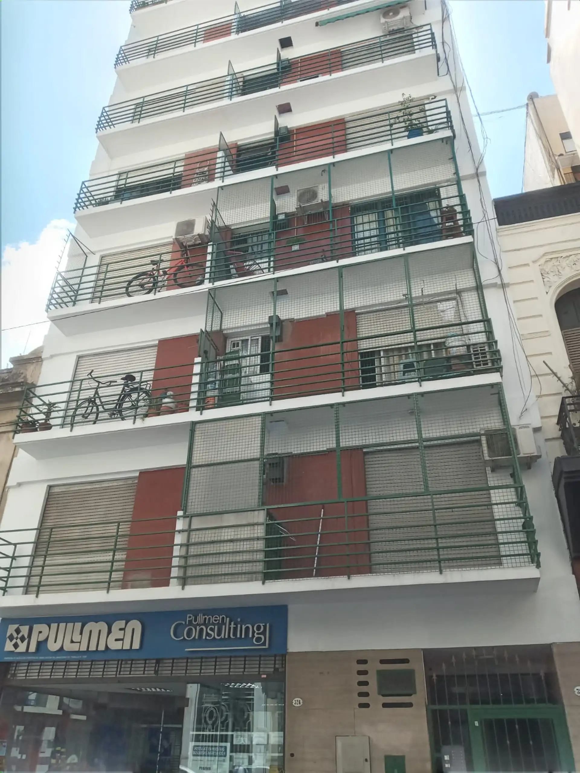Studio apartment near Congreso