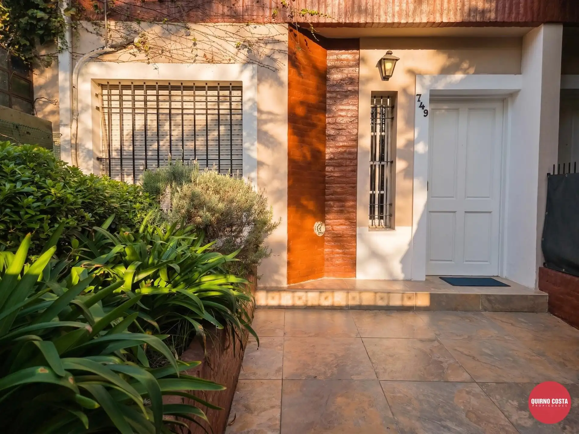 Casa triplex con 3 dormitorios en San Isidro