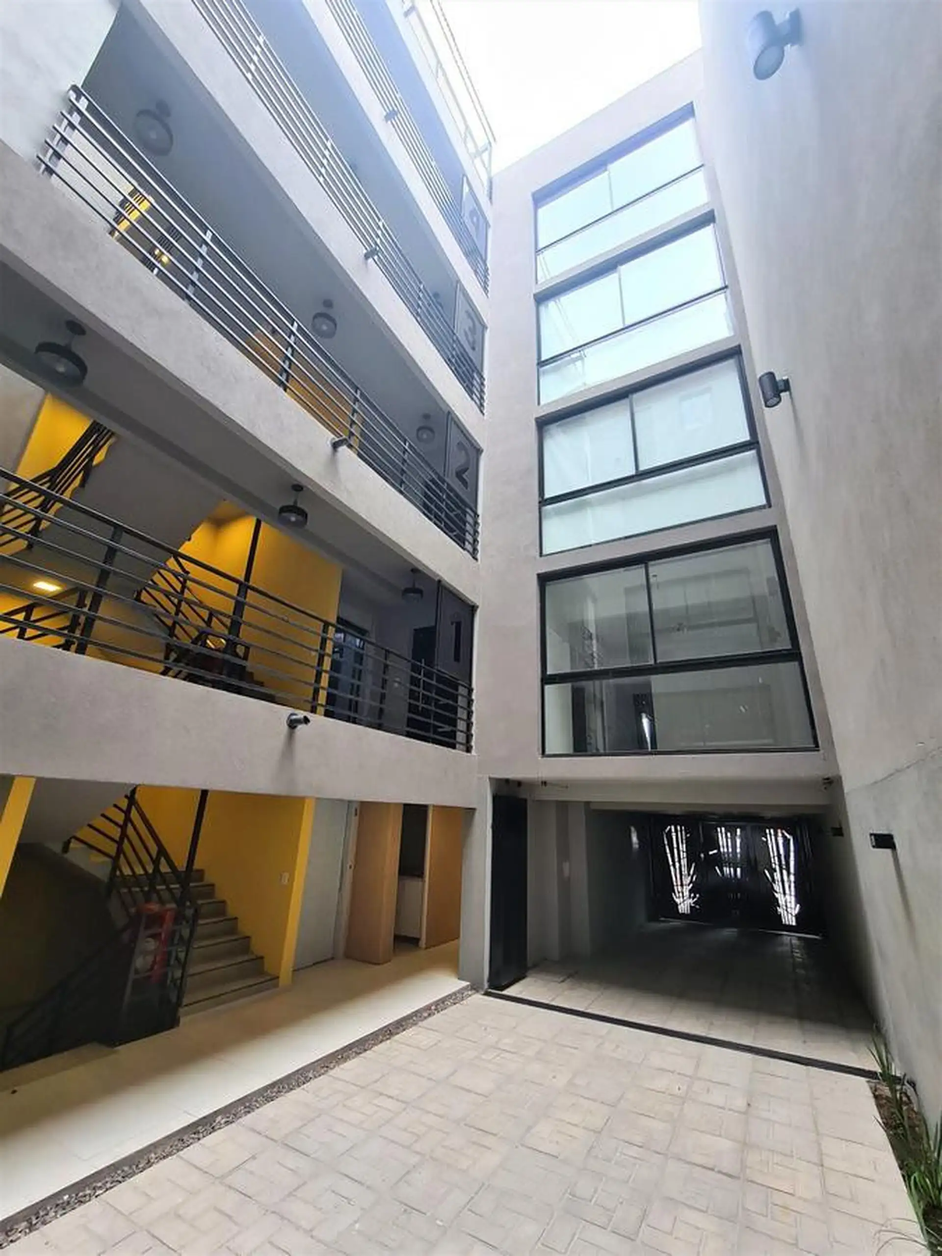 Departamento monoambiente divisible con cochera y baulera en Saavedra