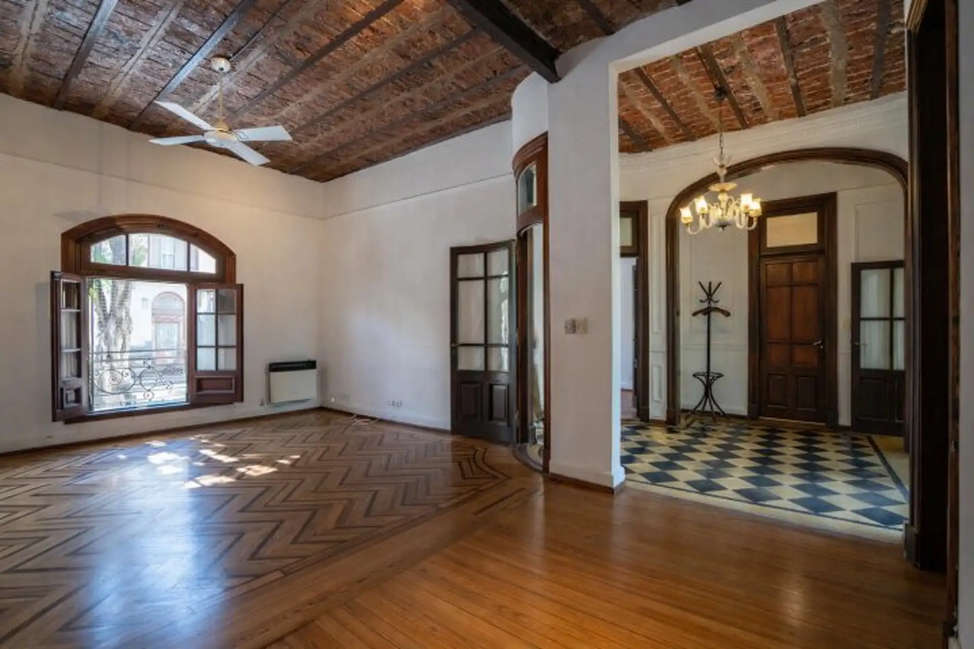 Four-bedroom house in Palermo near Pasaje Voltaire