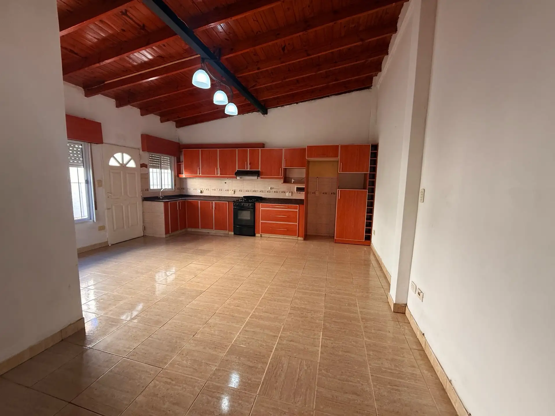 PH con 1 dormitorio en Don Torcuato, Tigre