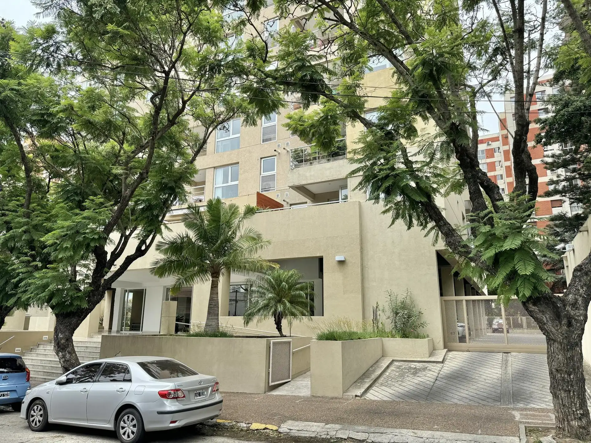 Furnished two-bedroom apartment with terrace balcony in Vicente López
