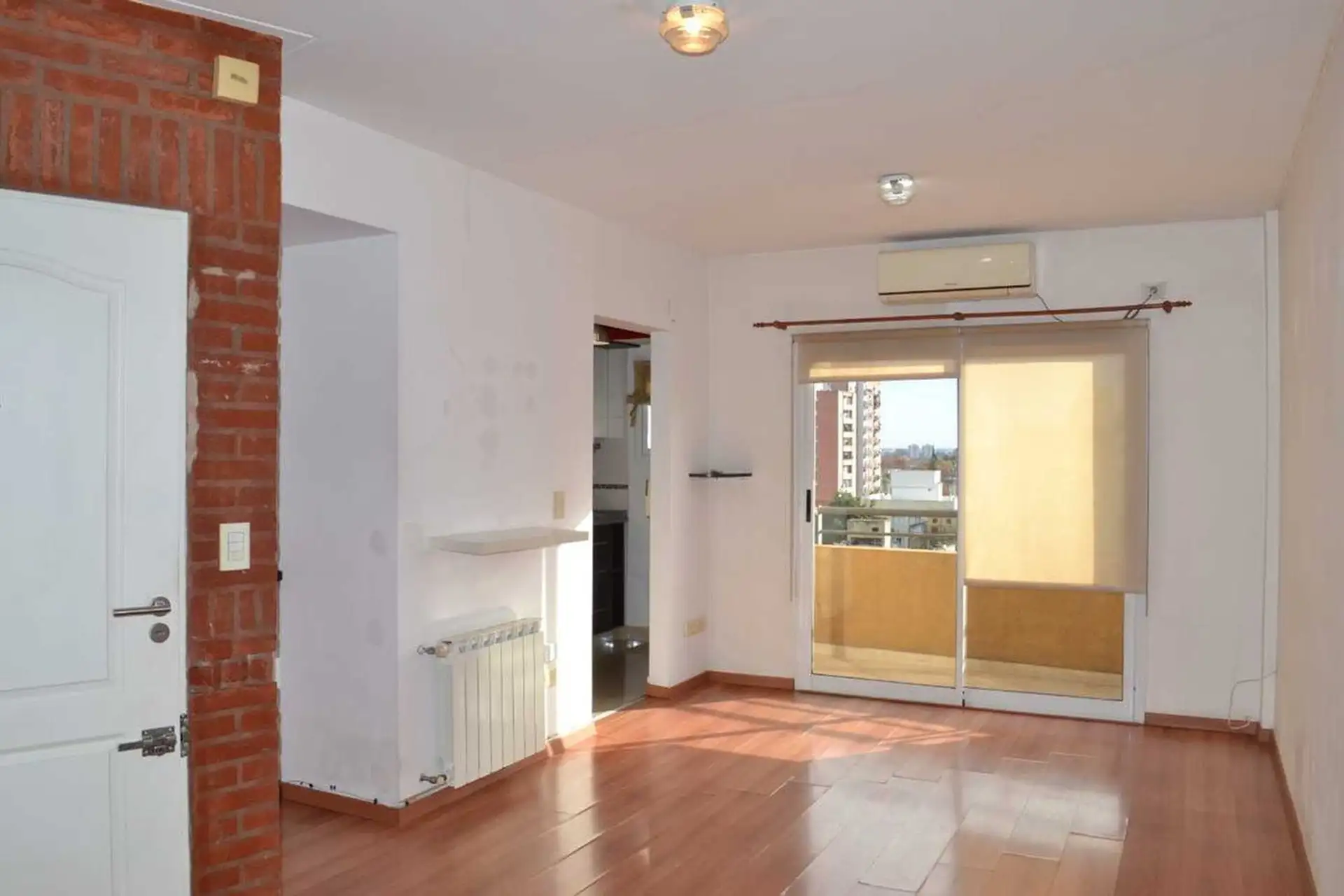 Departamento de 2 ambientes con cochera en Lomas de Zamora