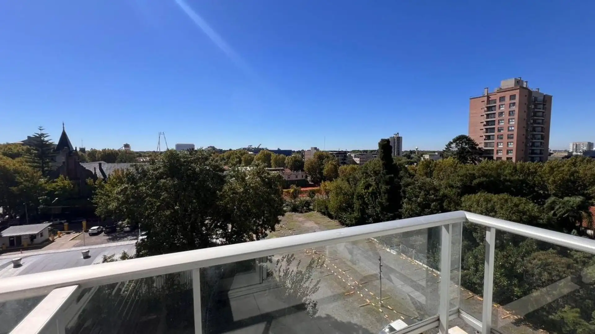 Apartamento de 2 quartos em Tigre Centro