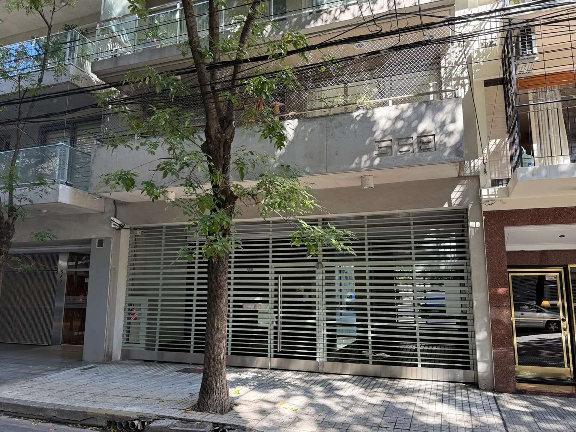 Furnished studio with assigned uncovered parking in Colegiales