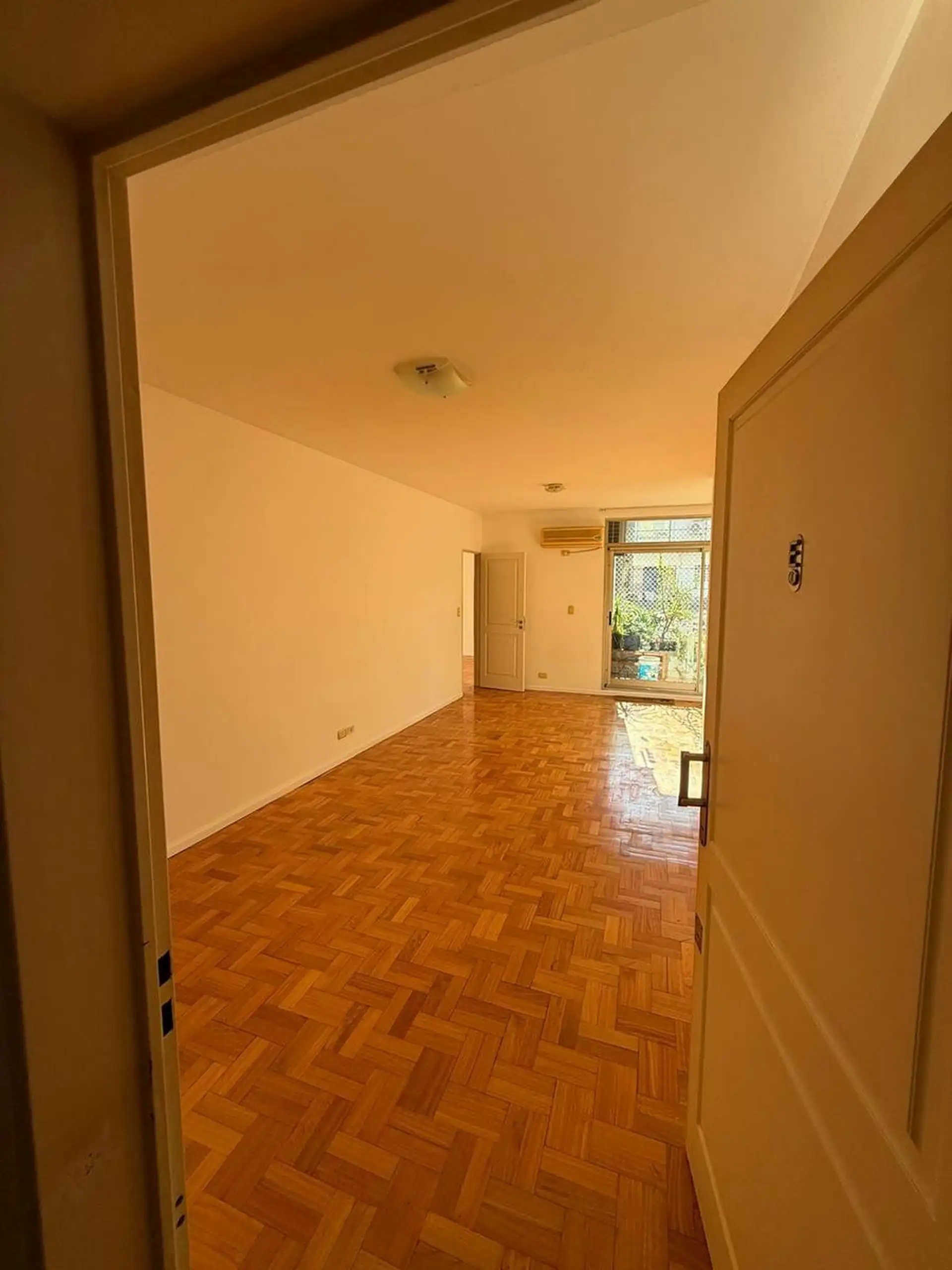 Apartamento de 2 ambientes com suíte na esquina de Austria e Juncal, Barrio Norte