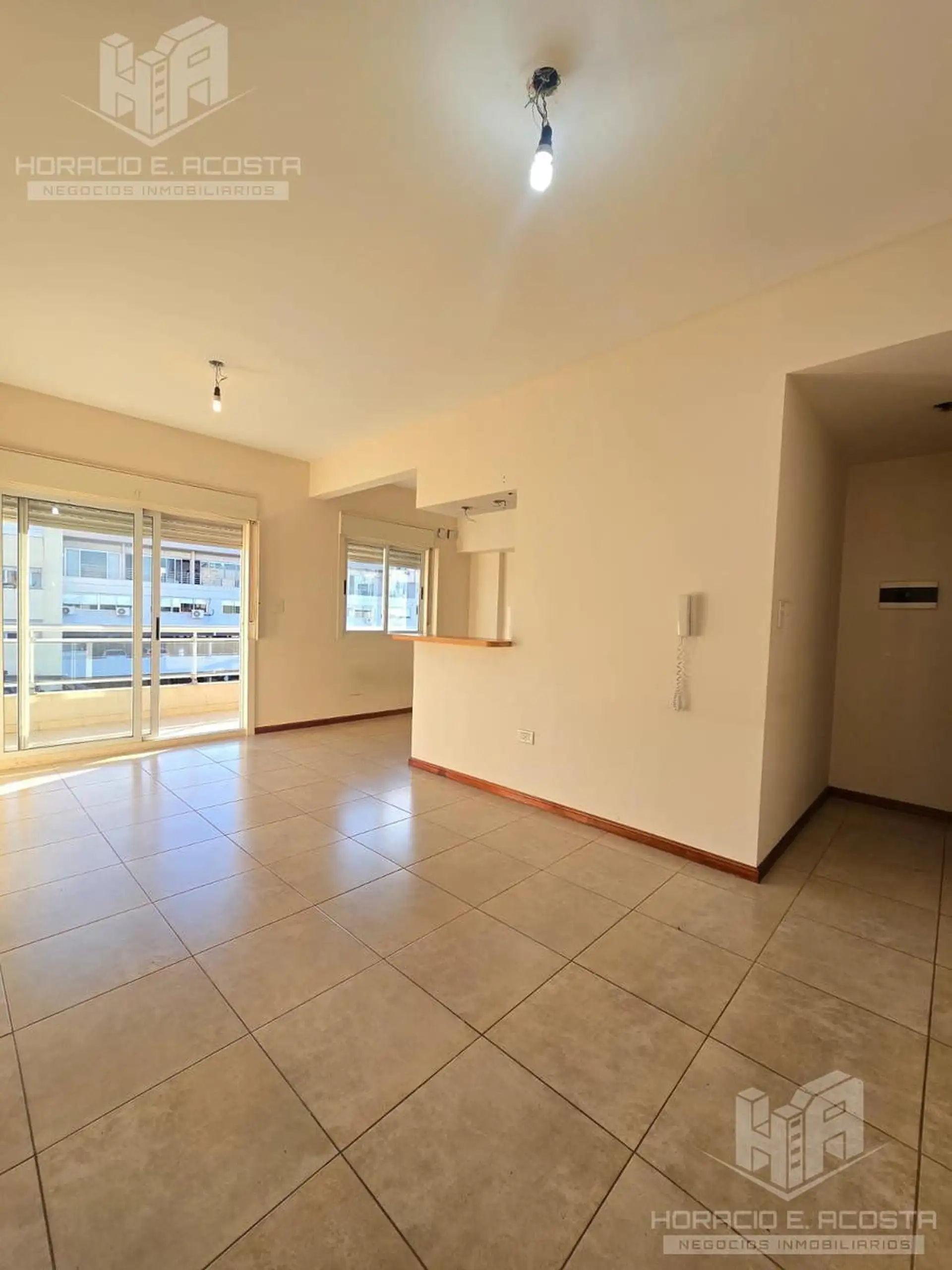 Two-room apartment with balcony in General San Martín