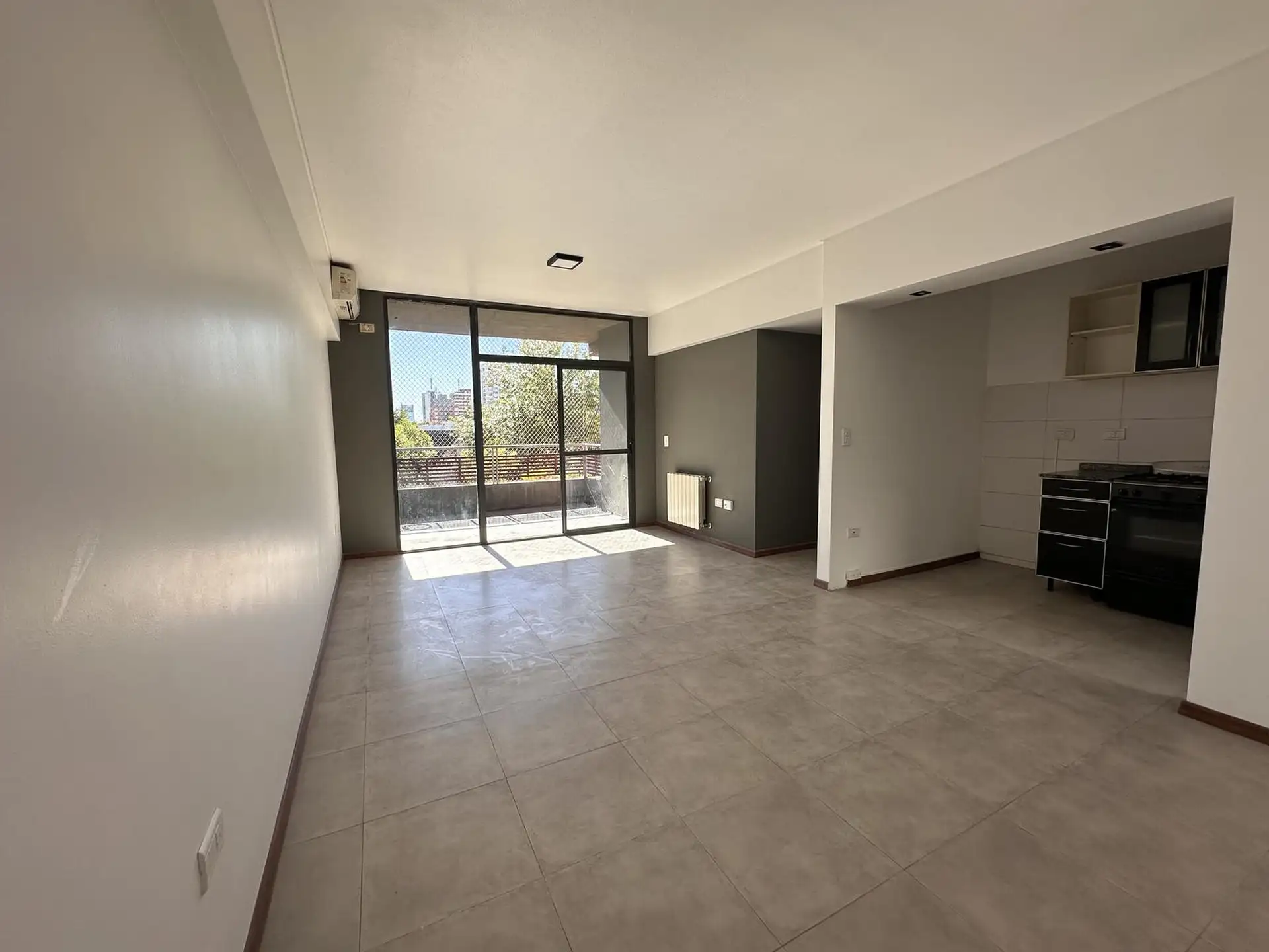 Departamento de 3 ambientes con cochera en Saavedra