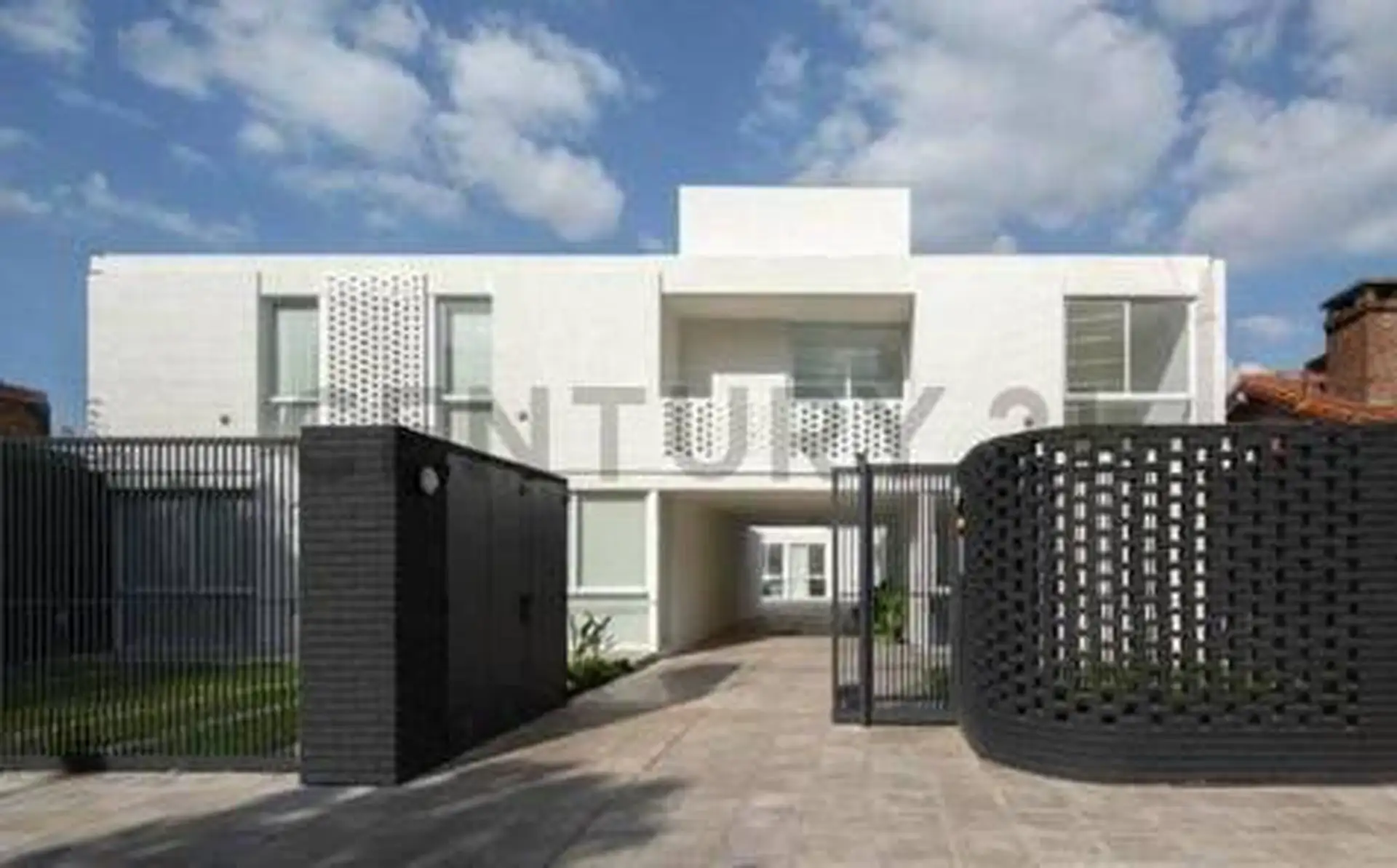 Casa PH de 3 ambientes com 2 dormitórios em Ituzaingó