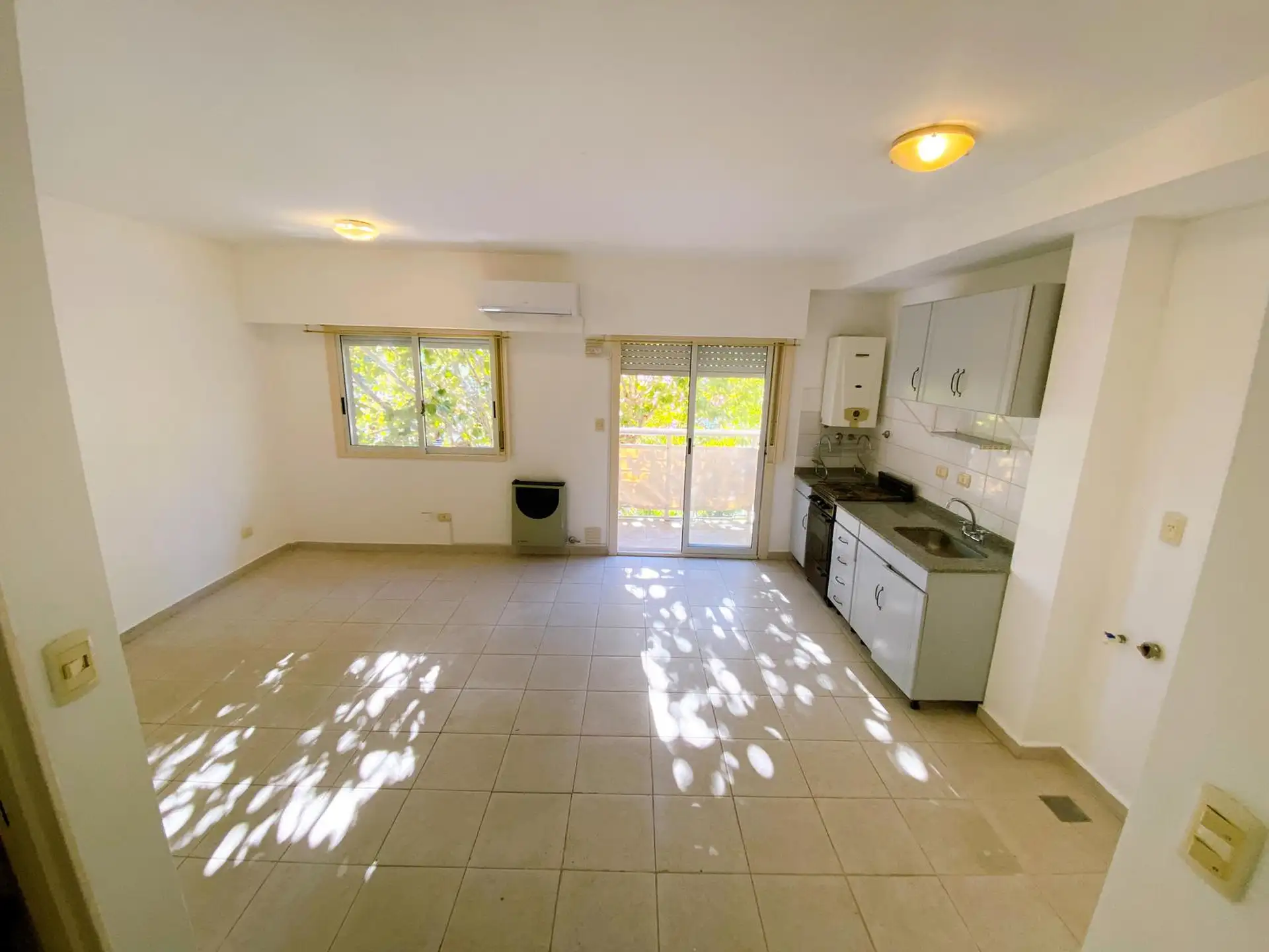 Two-room apartment for rent in Victoria, San Fernando