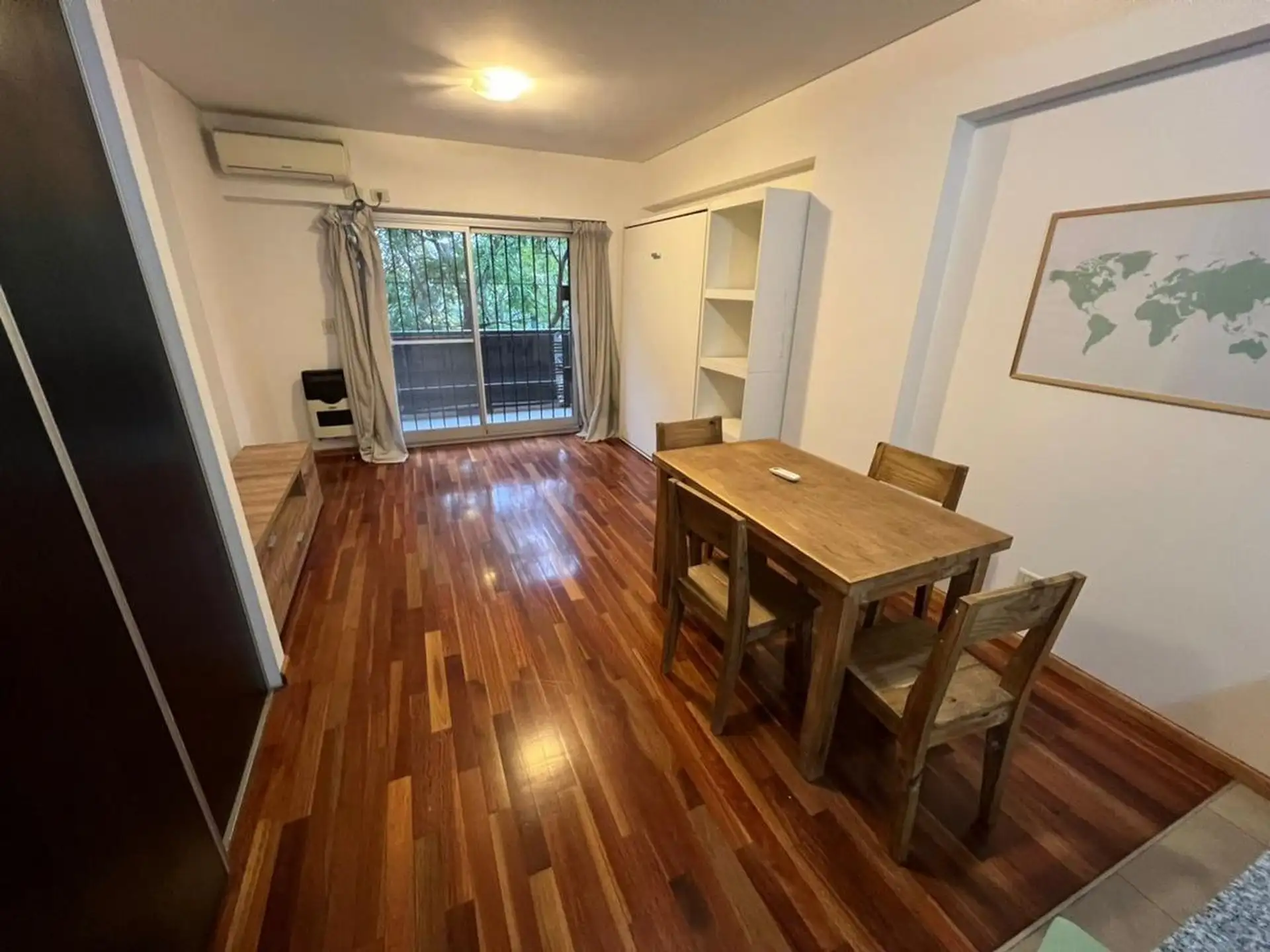 Front-facing studio apartment in Villa Urquiza