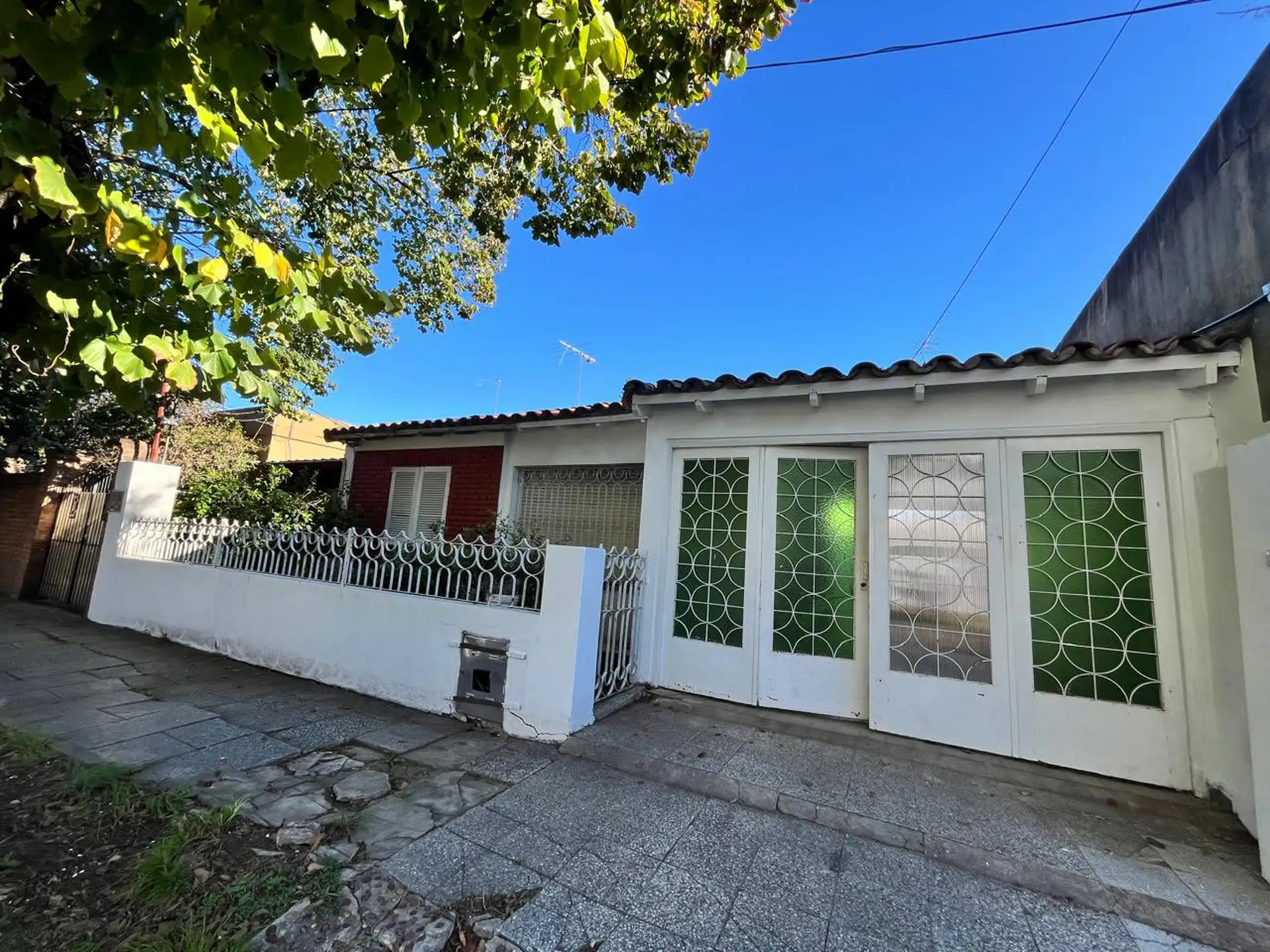 Chalet para alugar em Ituzaingó Sur, perto da Av. Beltrán