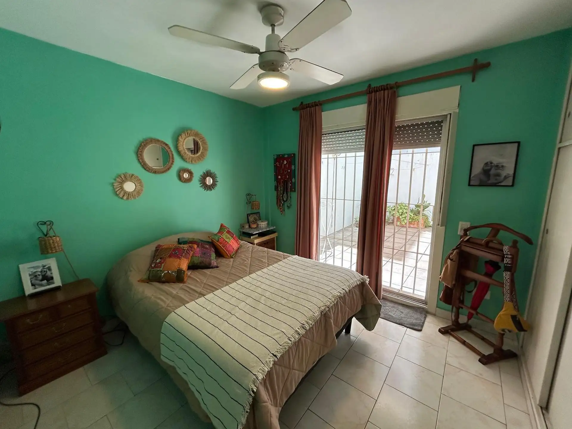 Departamento de 1 dormitorio con patio y jardín en San Fernando