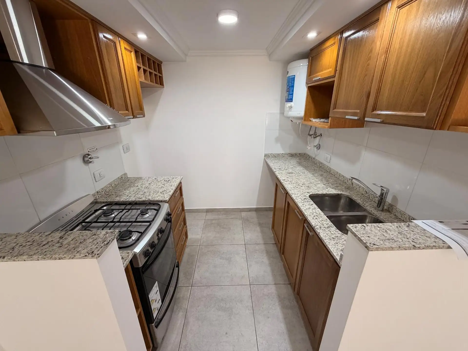 Квартира-студия в аренду в Lanús Oeste