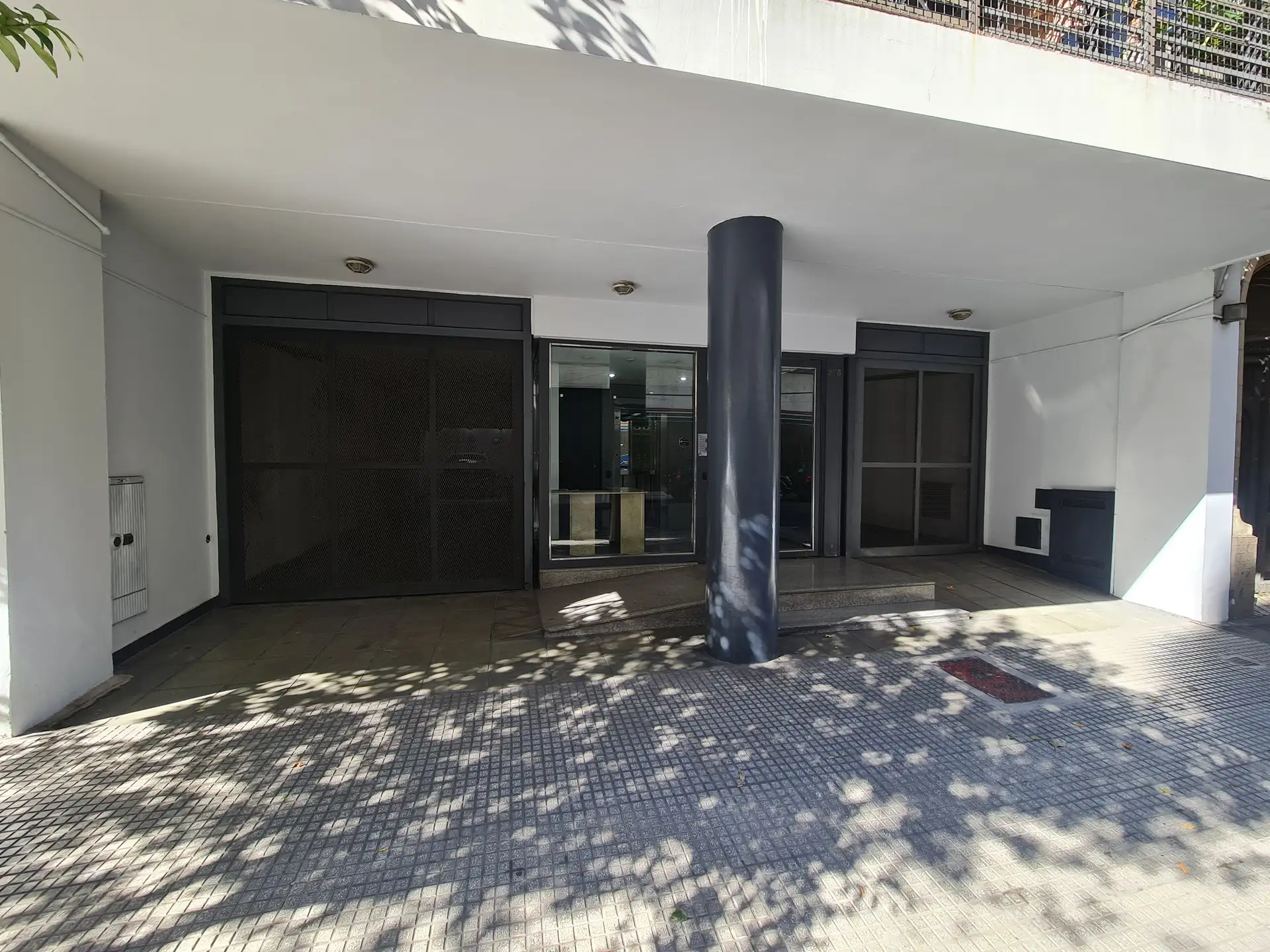 Apartamento de 2 ambientes com varanda em Balvanera