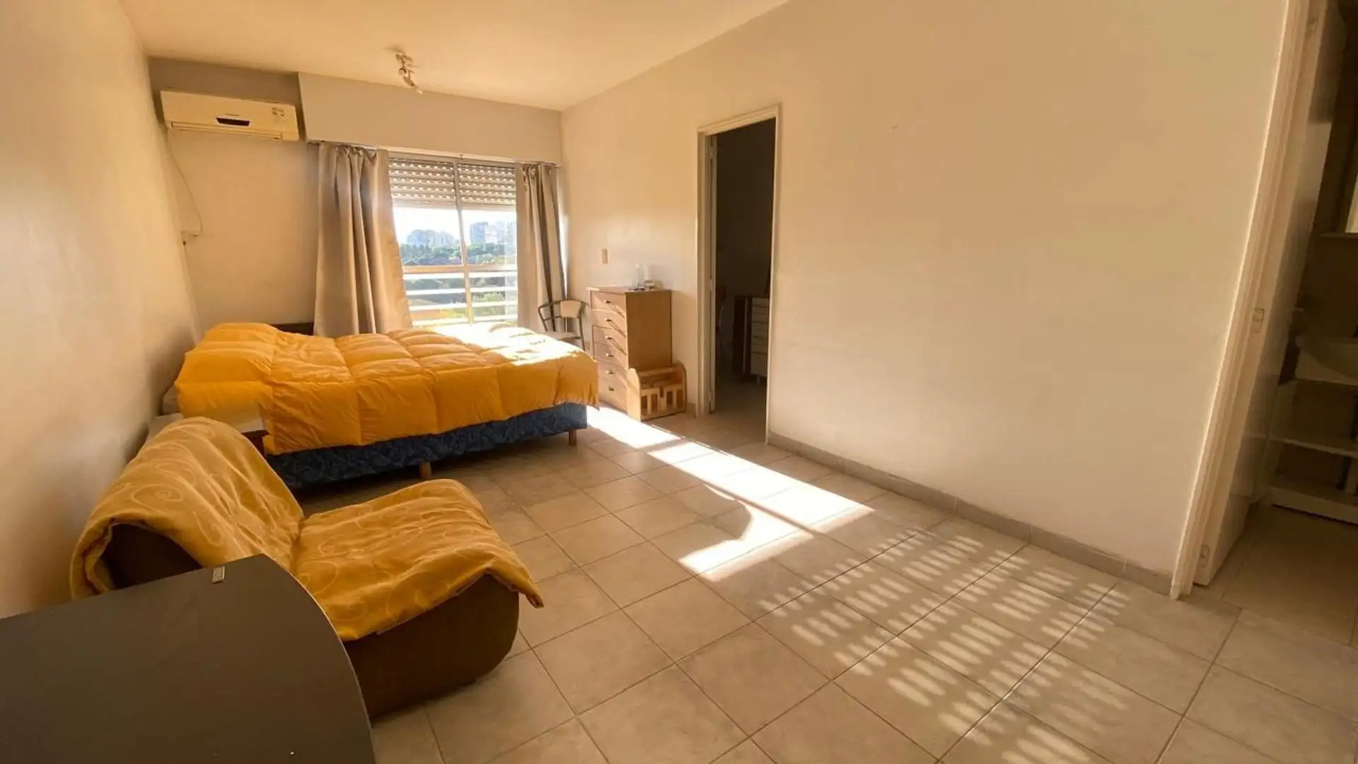 Monoambiente amoblado en Boca