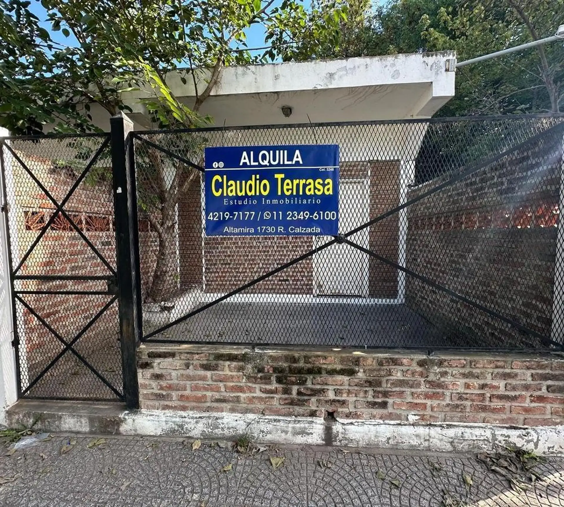 Studio apartment with private entrance and patio in Rafael Calzada