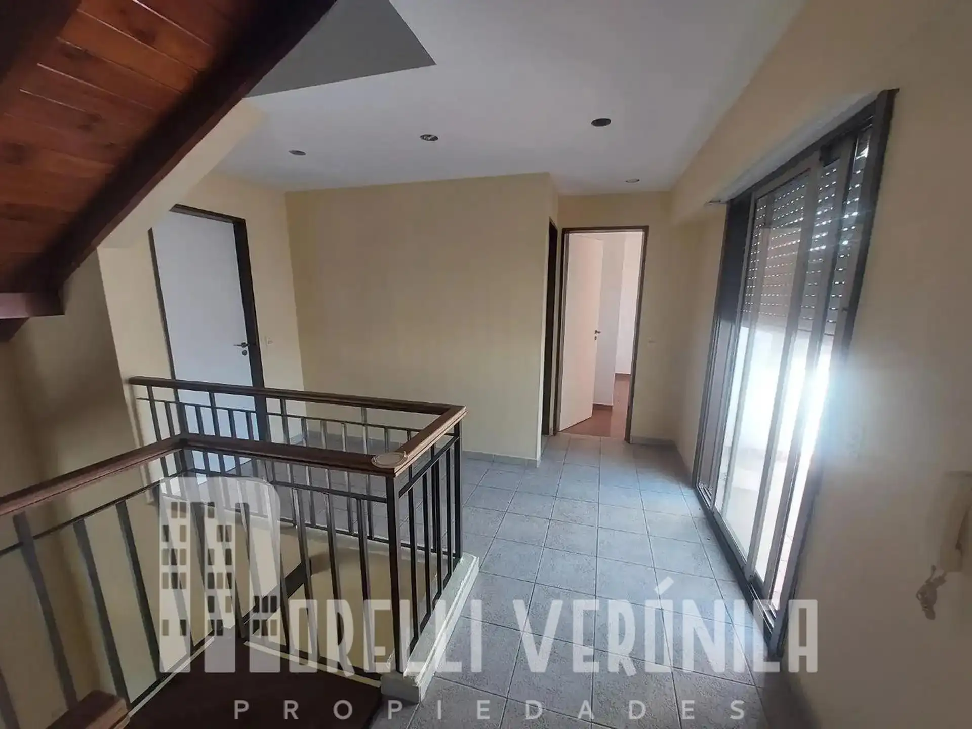 PH de 4 ambientes com pátio e varanda em Martínez