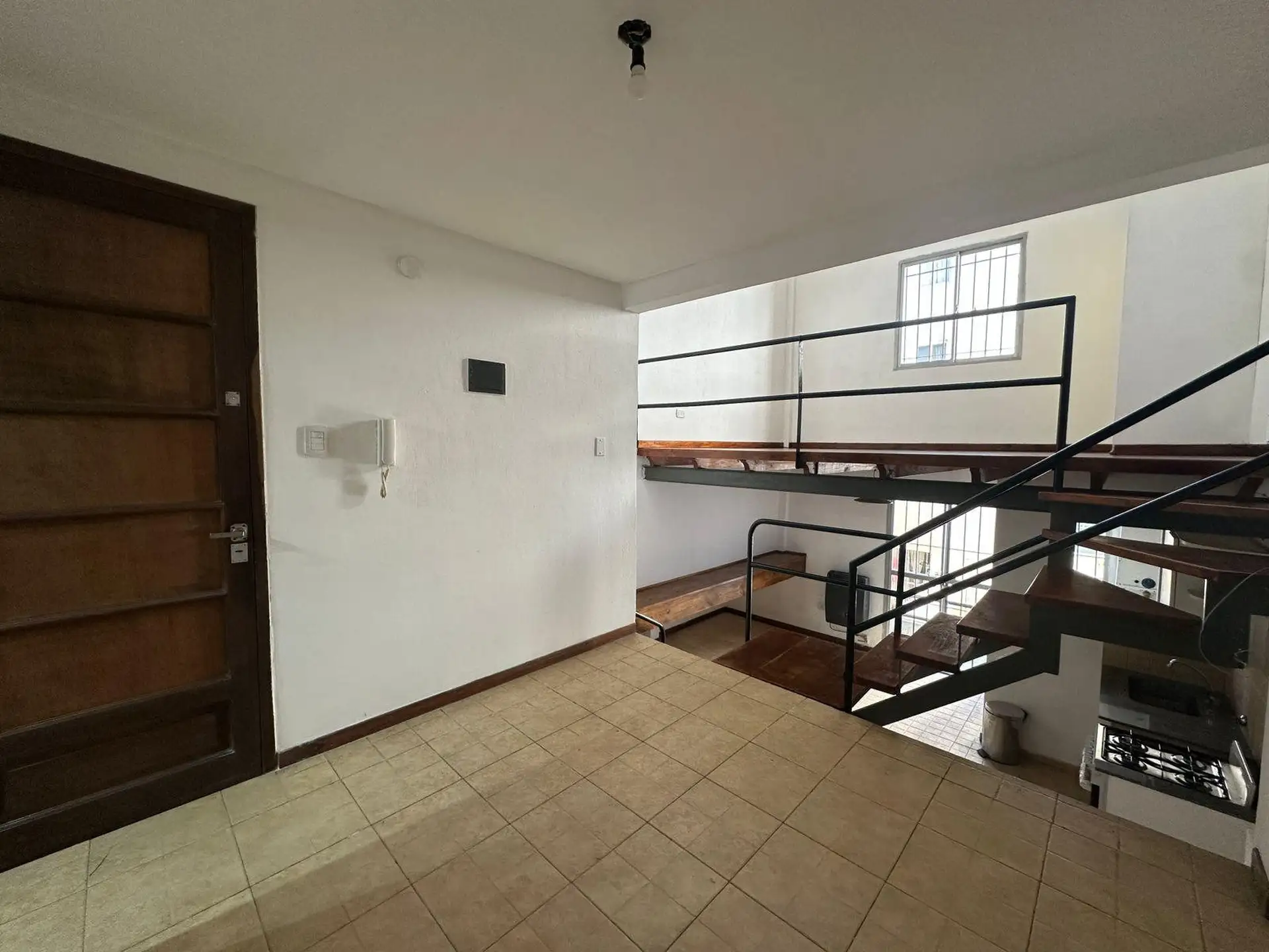 Departamento de 2 ambientes con 1 dormitorio en La Plata (contrafrente)