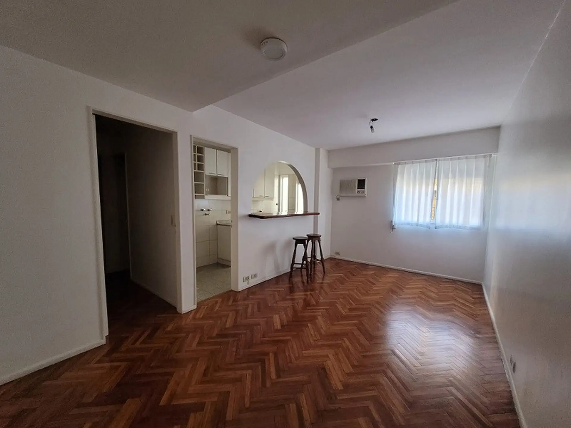 Квартира-студия в Barrio Norte на Av. Córdoba