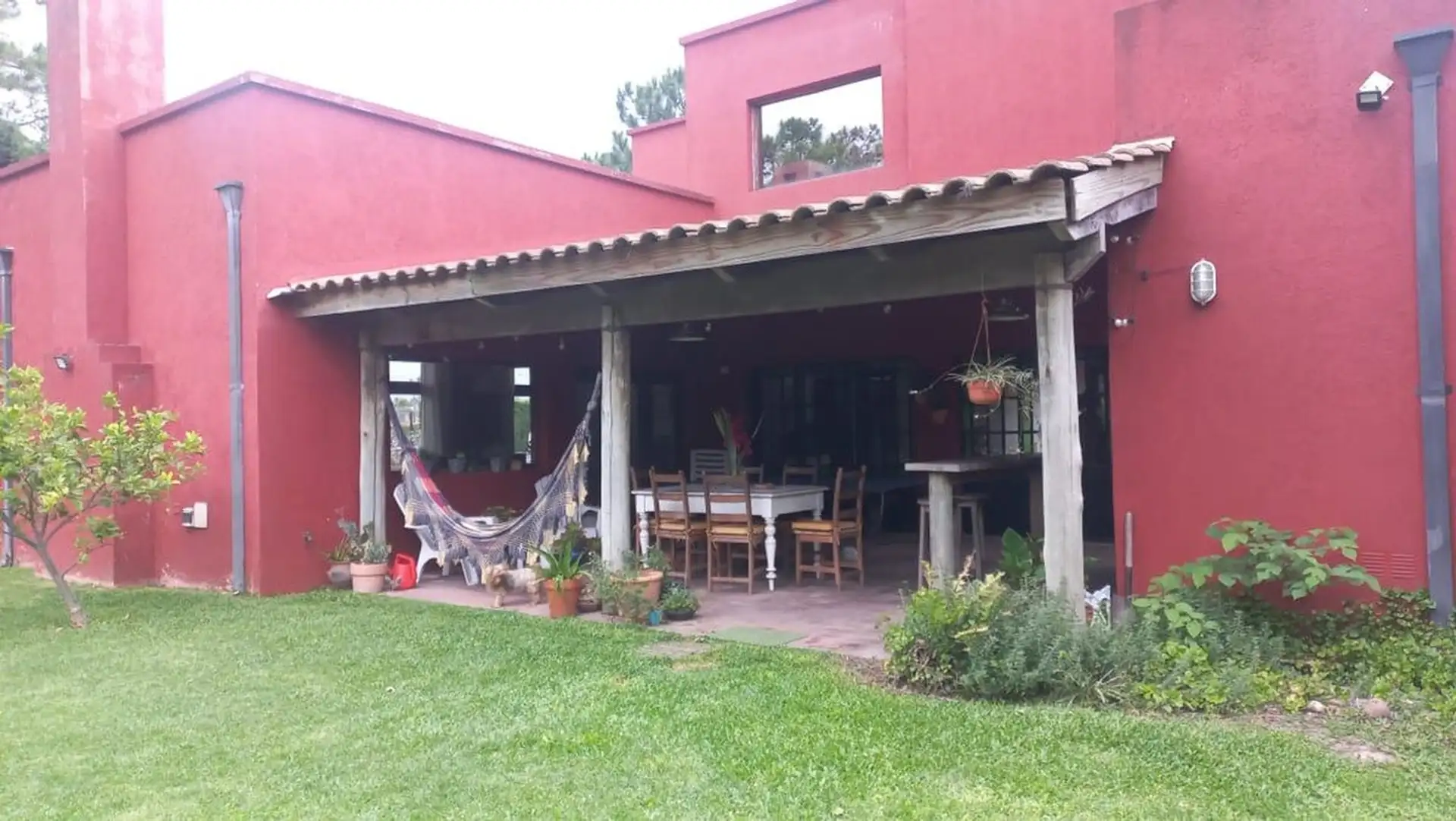 Four-bedroom house in Tigre’s Talar del Lago 1