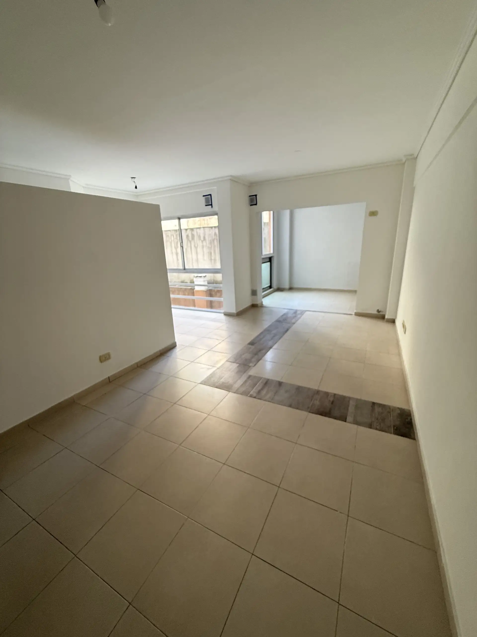 Квартира-студия в Villa Devoto с полуинтегрированной кухней