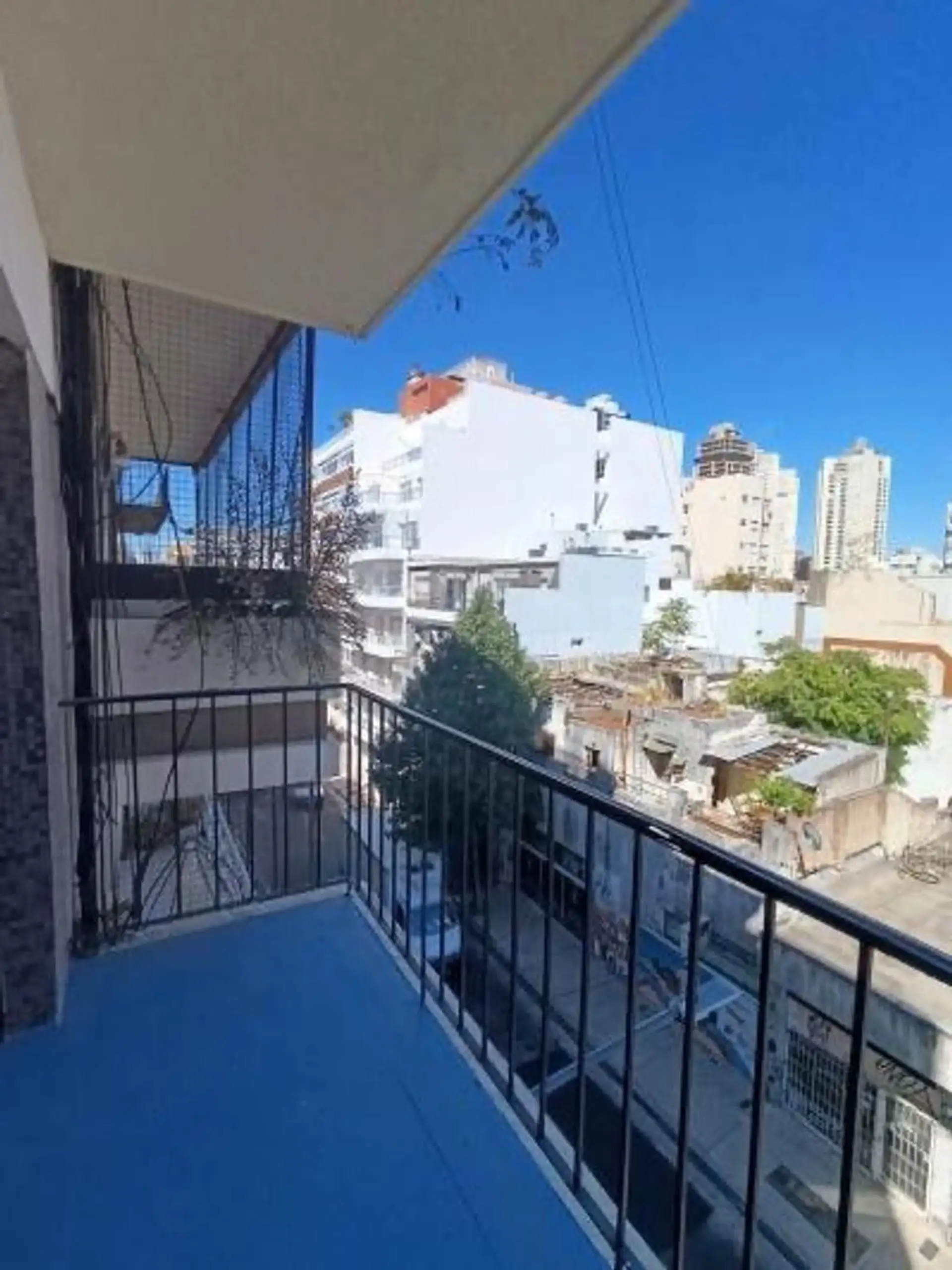 Departamento monoambiente divisible con balcón en Balvanera